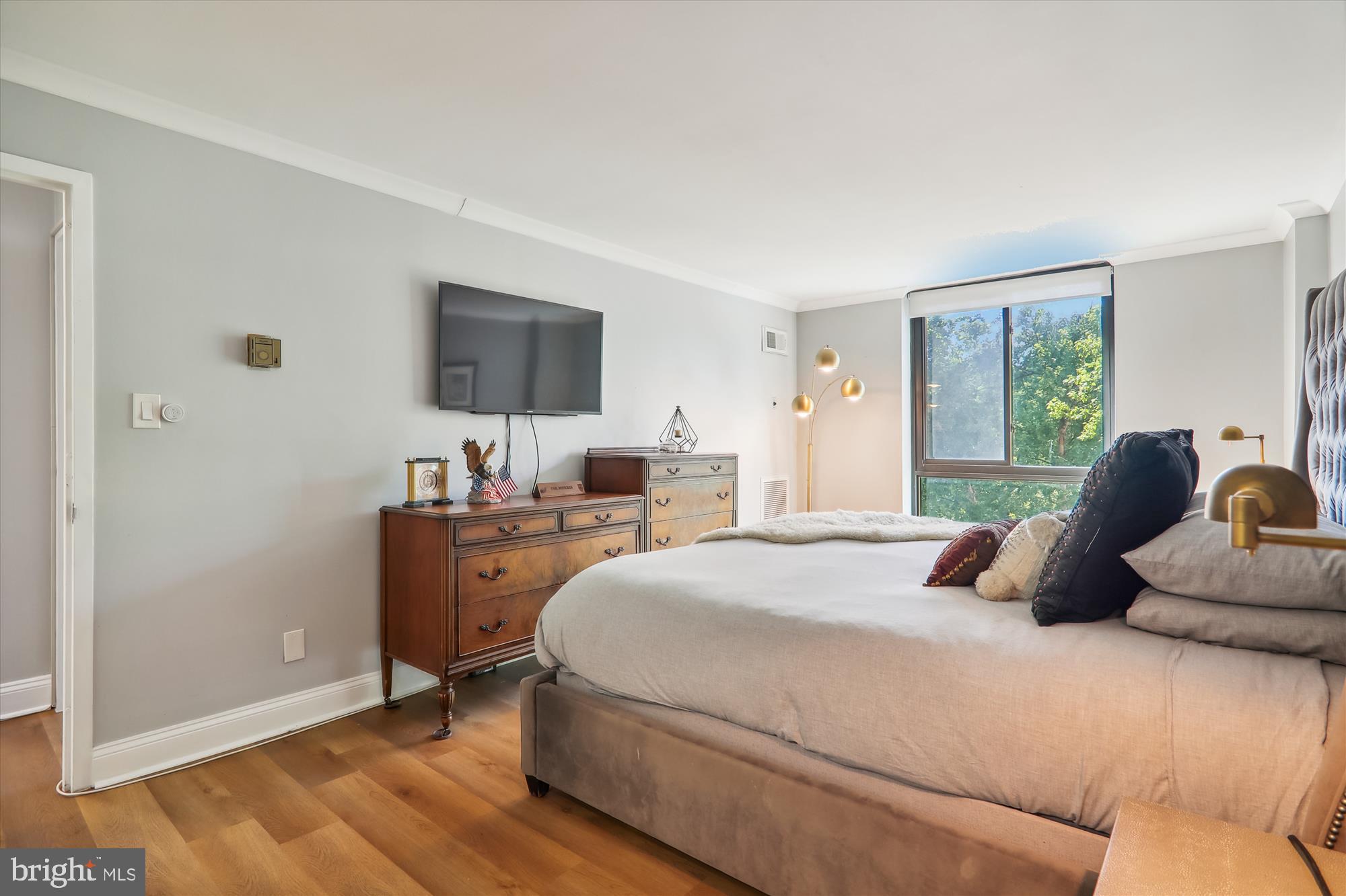 FRIENDSHIP HEIGHTS - Residential