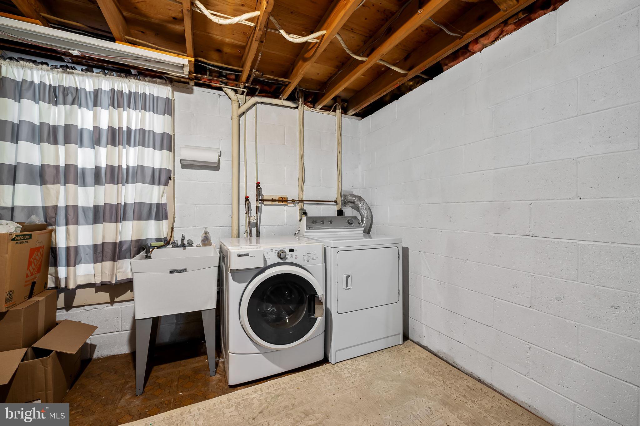 MAYS CHAPEL VILLAGE - Residential