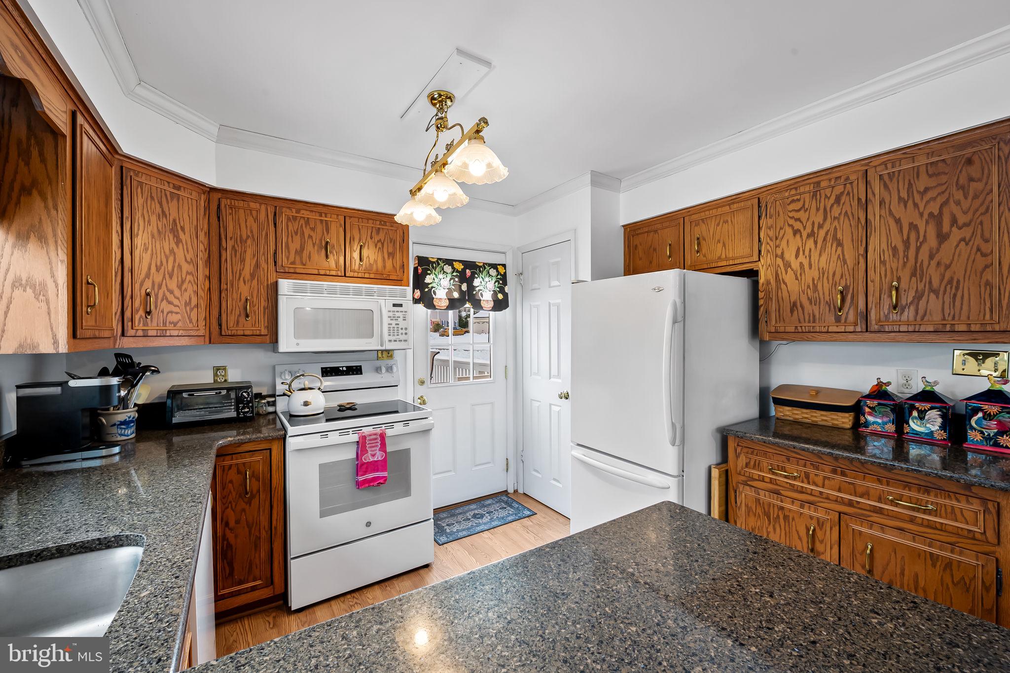 MAYS CHAPEL VILLAGE - Residential