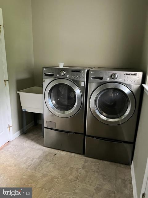 MCDONALD RUN - Residential Lease