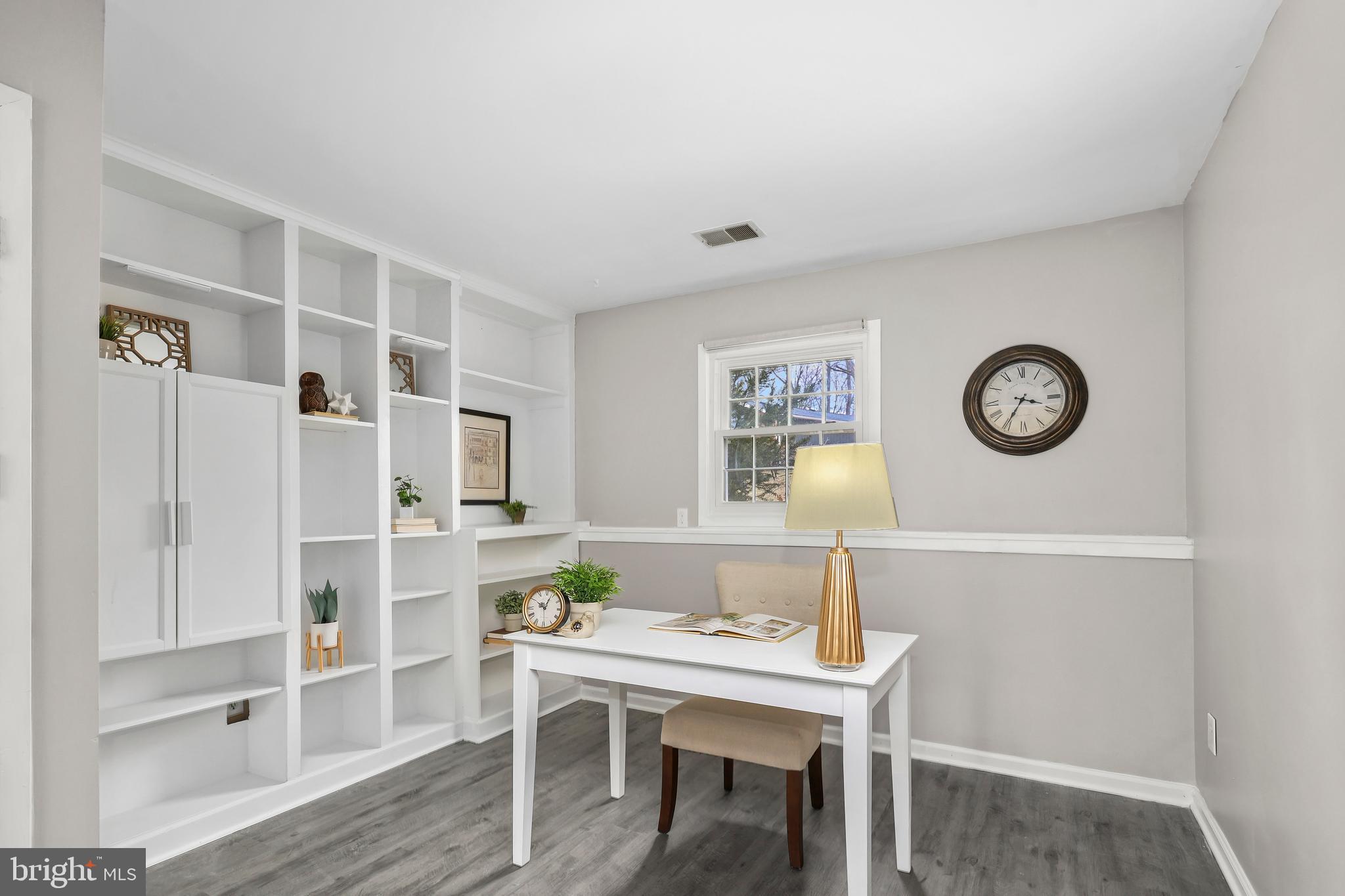 MONTCLAIR - Residential