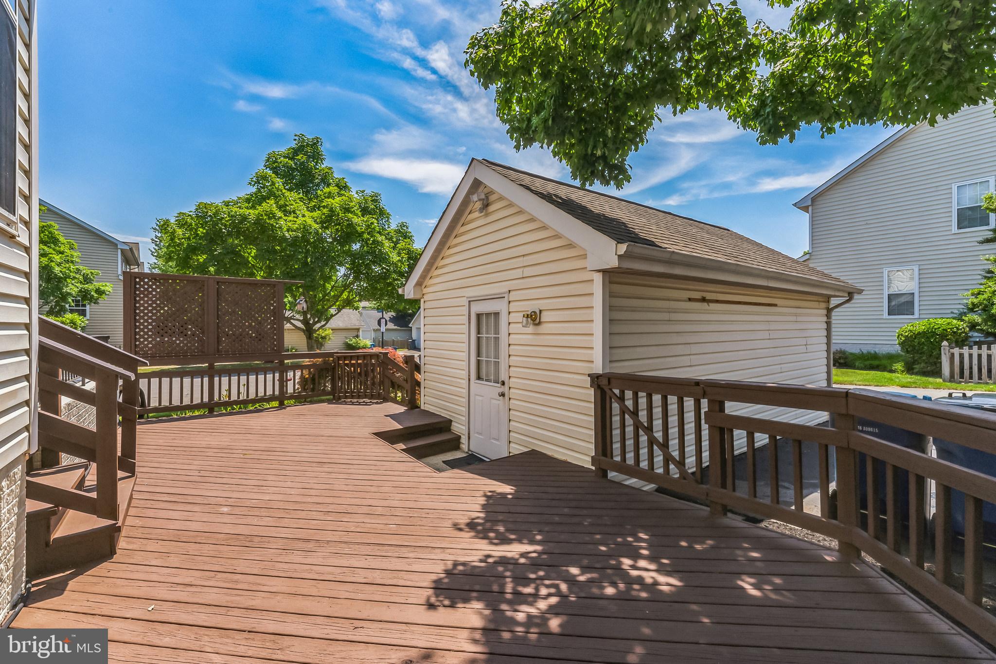 SOUTH RIDING - Residential