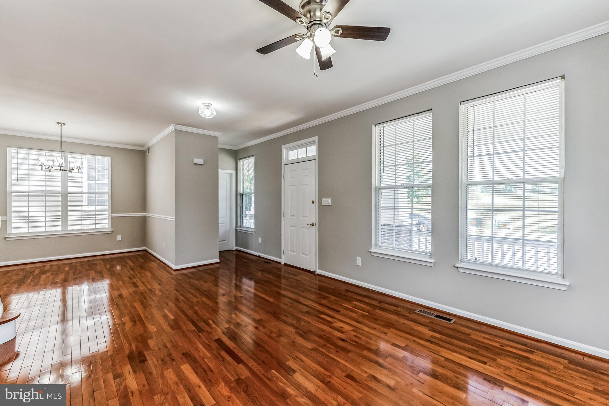 SOUTH RIDING - Residential