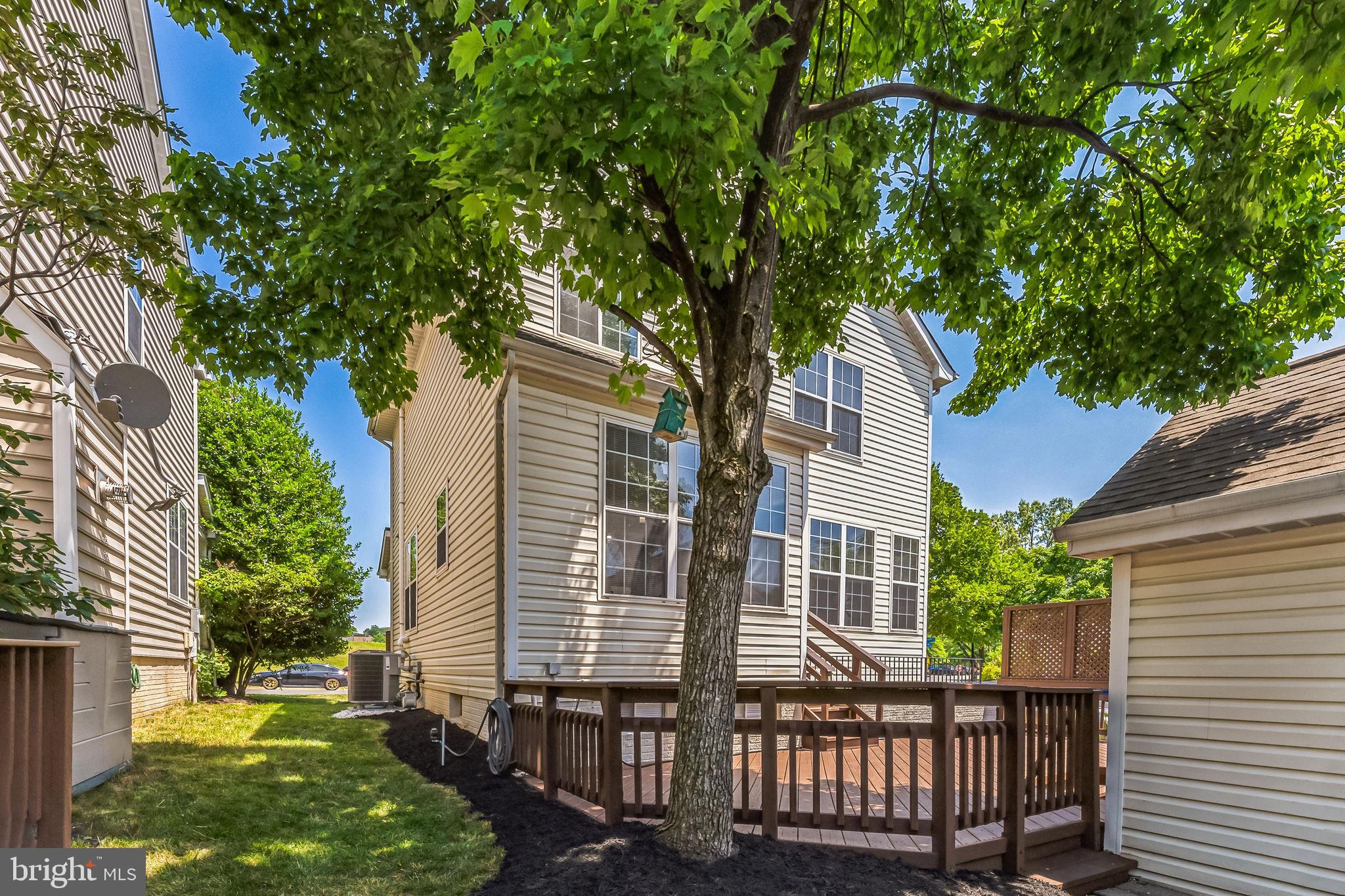 SOUTH RIDING - Residential