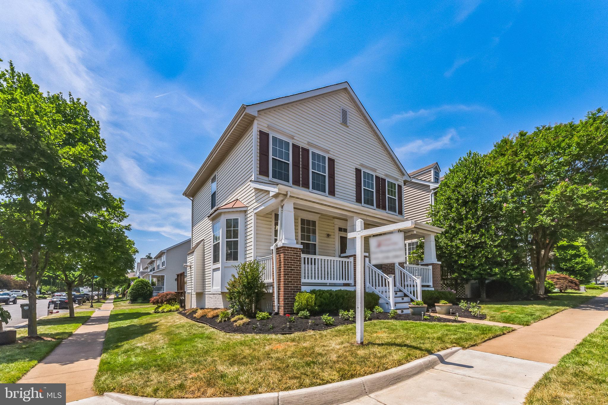 SOUTH RIDING - Residential