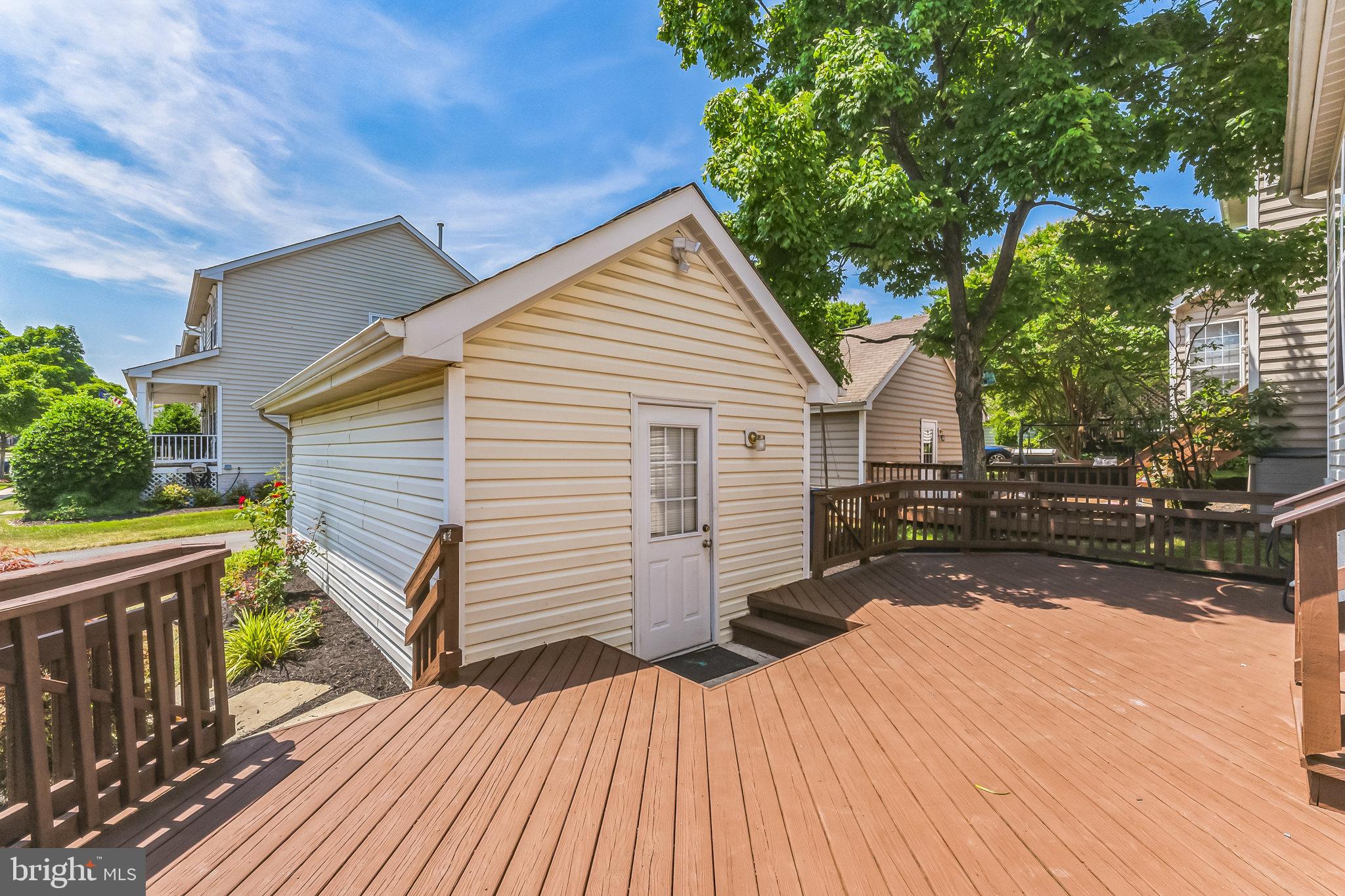 SOUTH RIDING - Residential