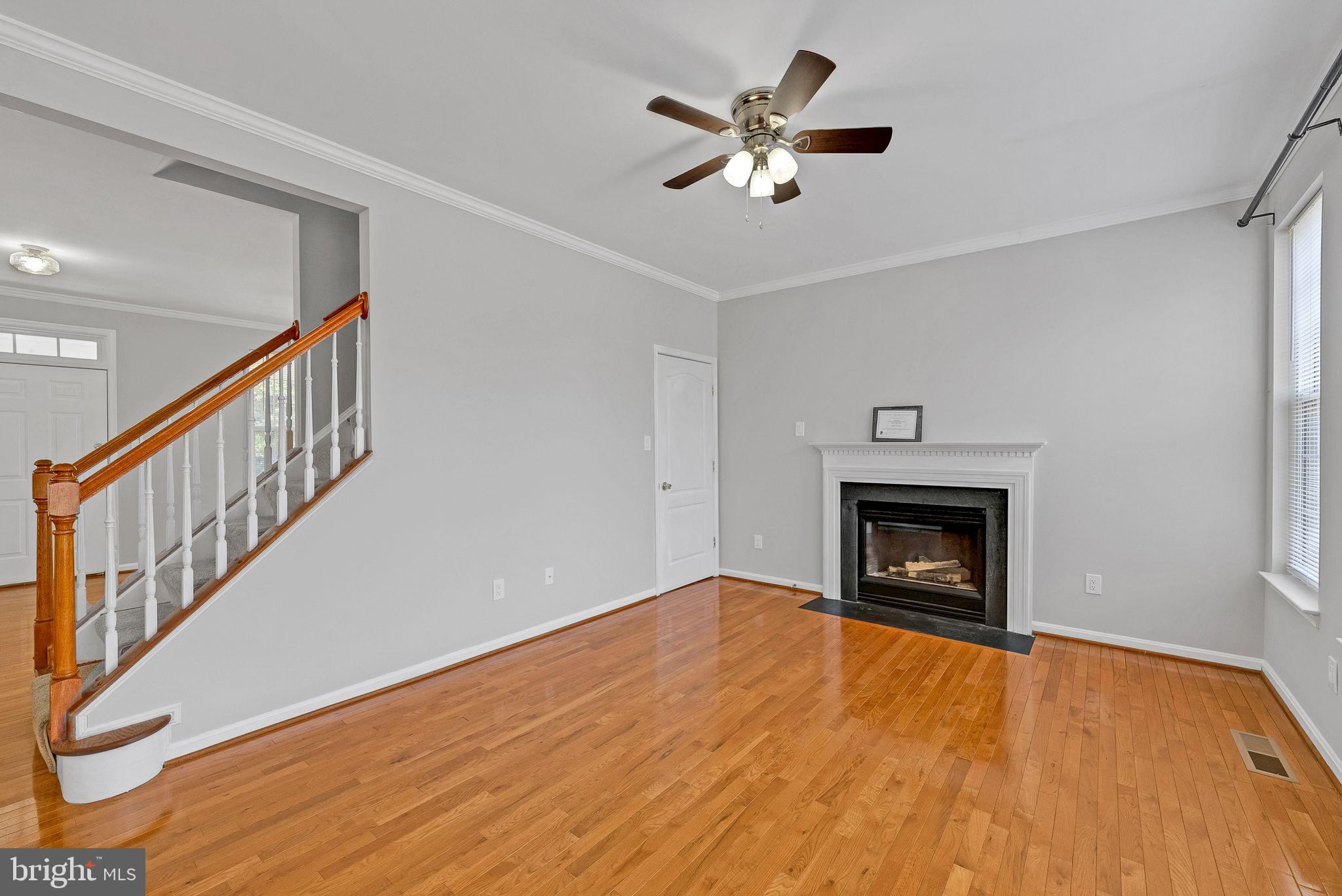 SOUTH RIDING - Residential