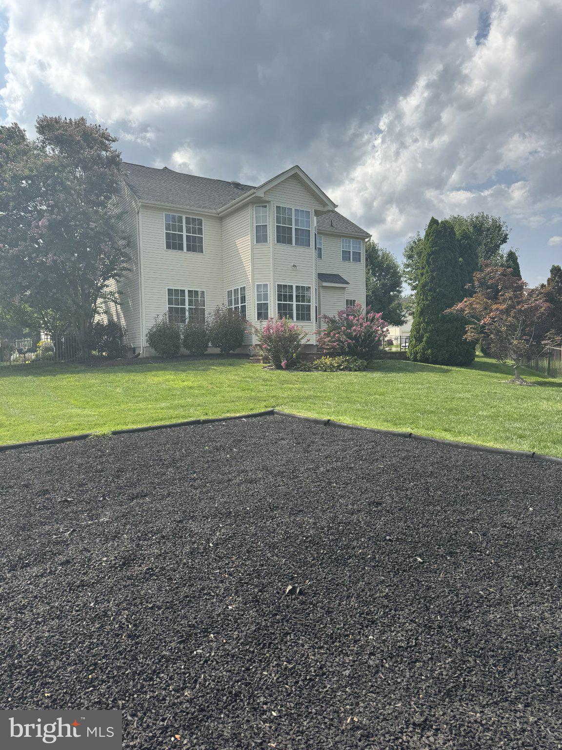308 WELLINGTON WAY
