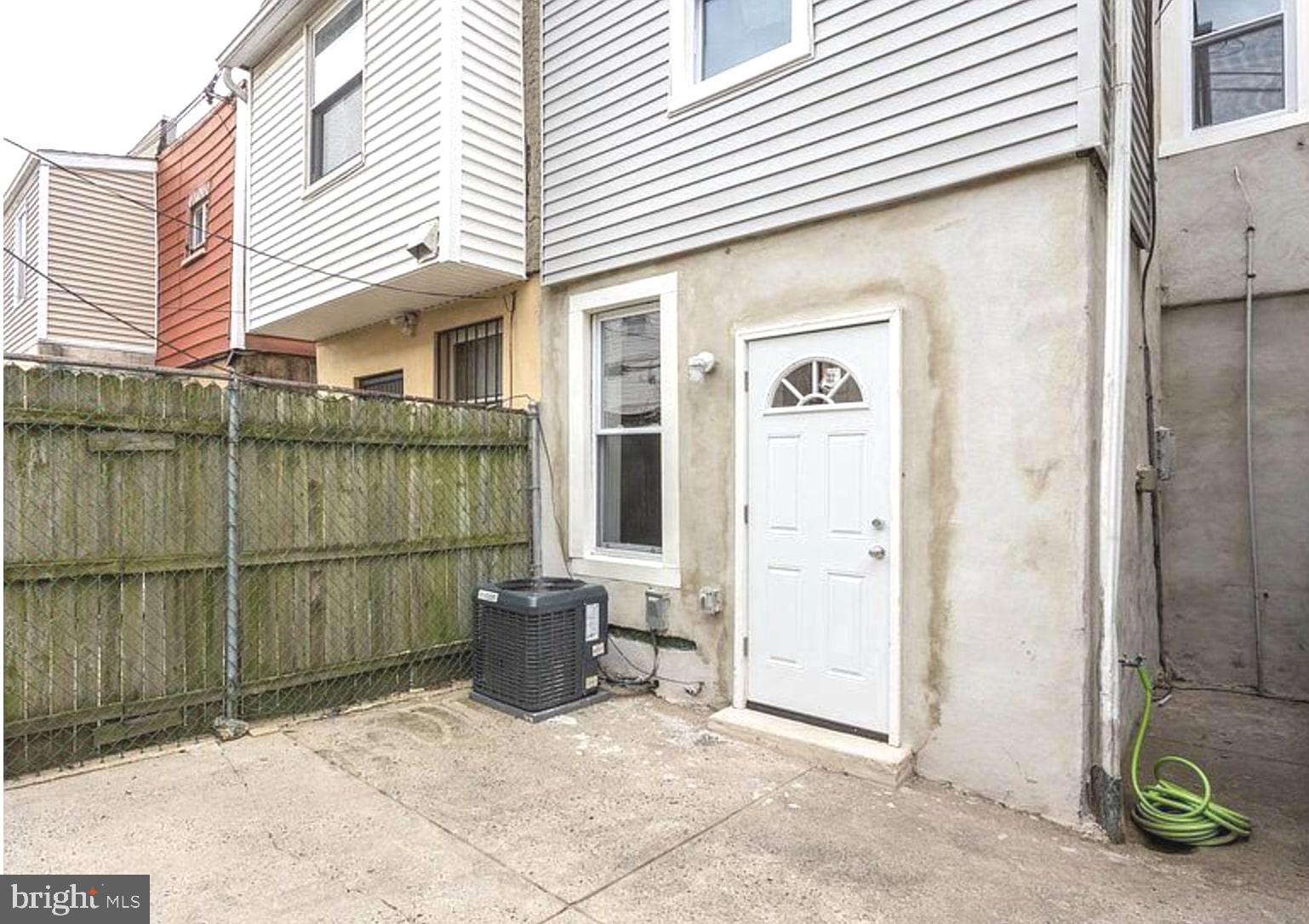 LOWER MOYAMENSING - Residential