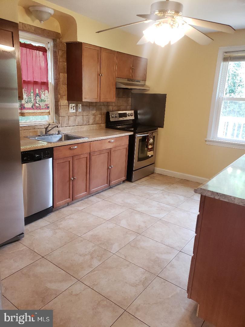 TEMPLE HILLS PARK - Residential