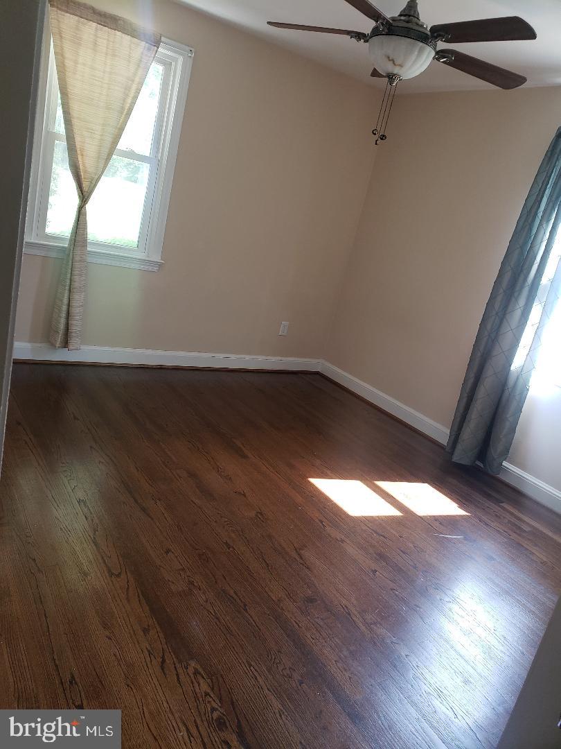 TEMPLE HILLS PARK - Residential