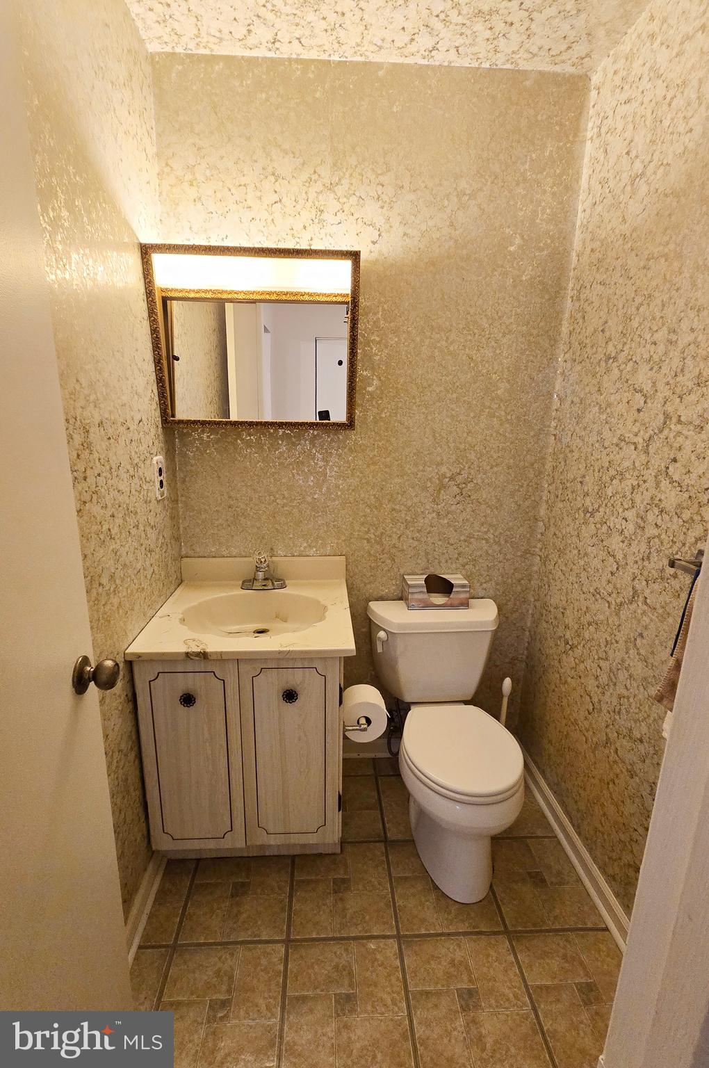 133 WOODSTREAM DRIVE CONDO 133