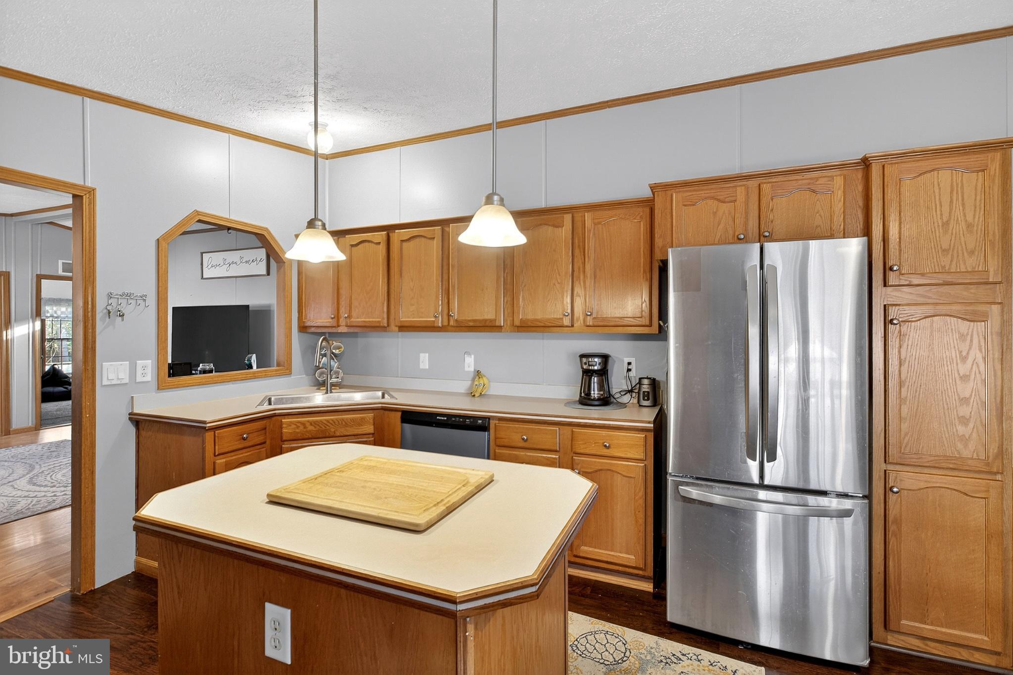 POTNETS LAKESIDE - Residential