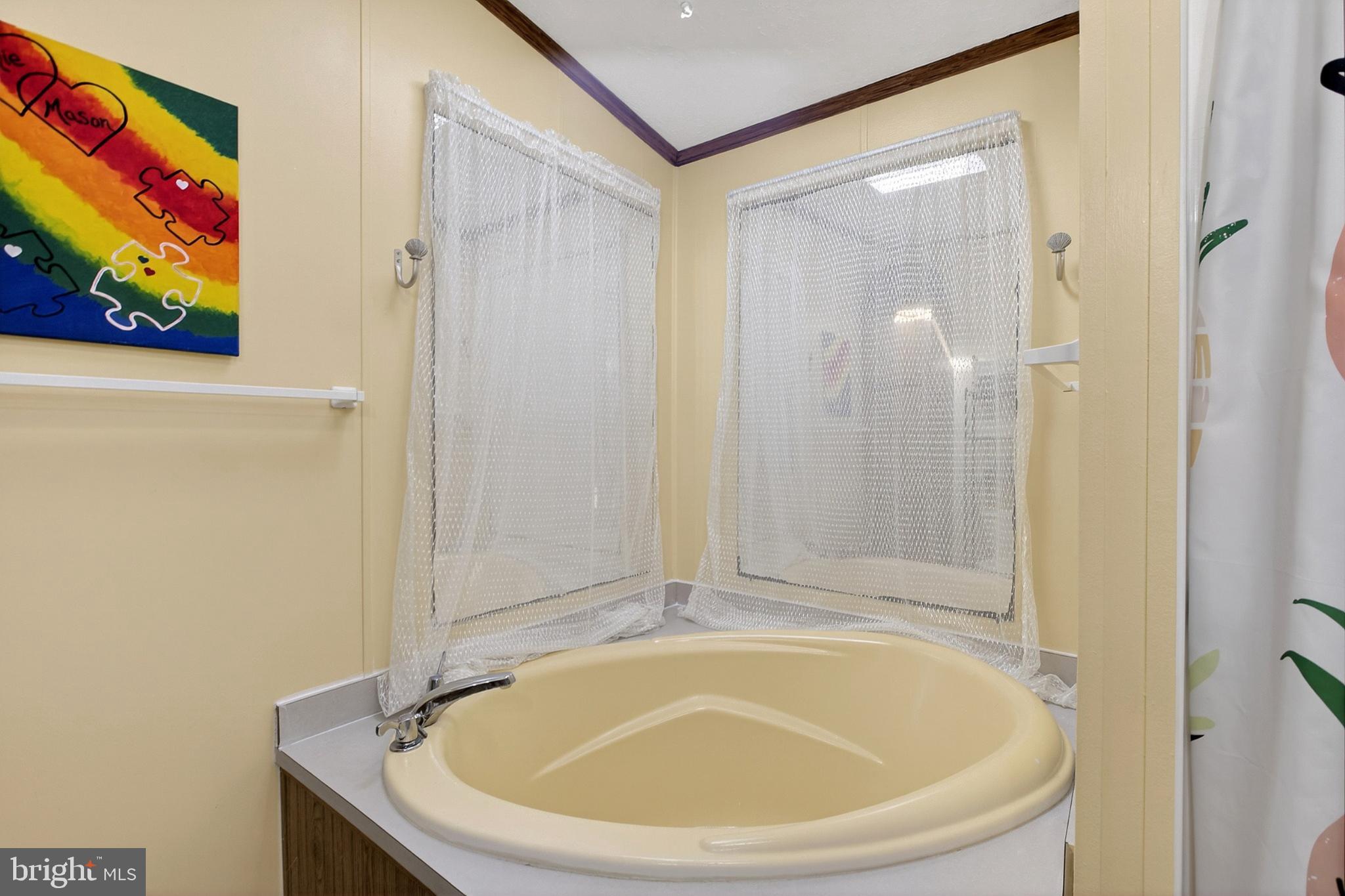 POTNETS LAKESIDE - Residential