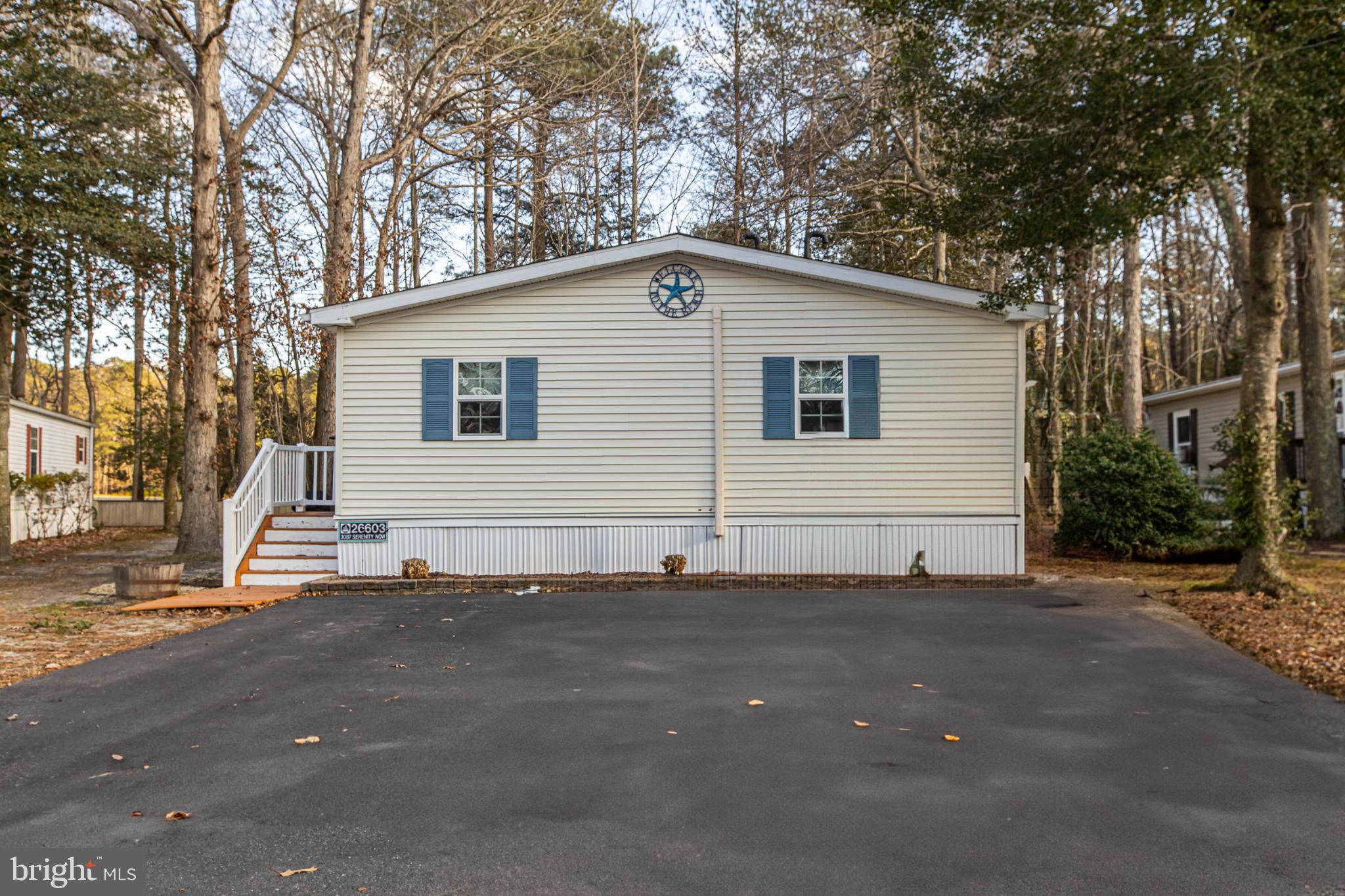 POTNETS LAKESIDE - Residential