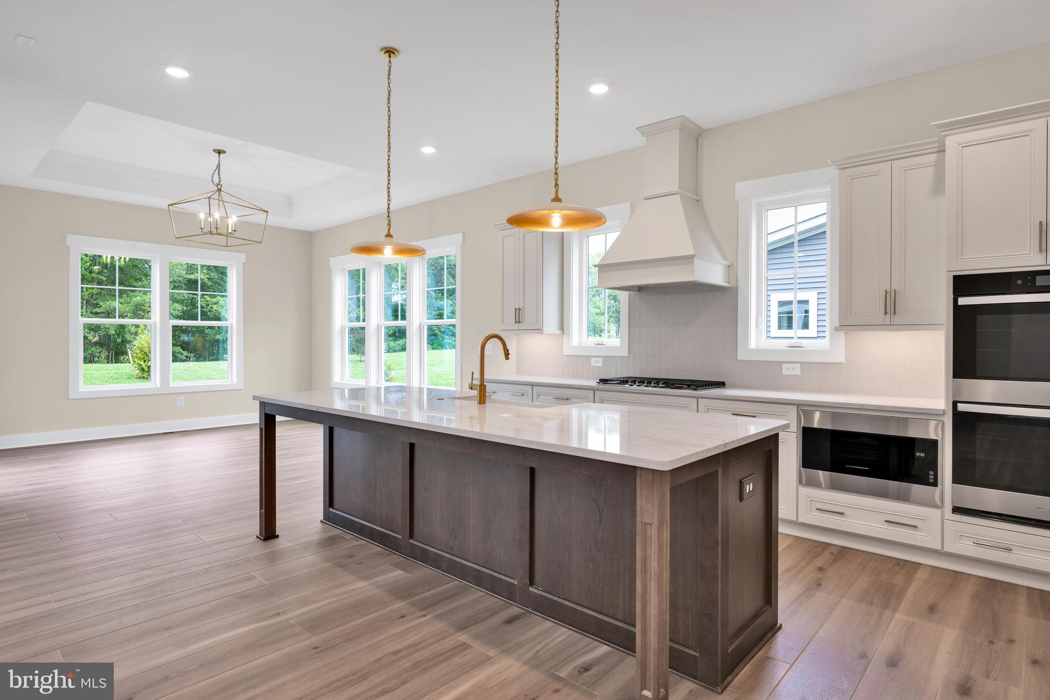 EAST GATE - Residential