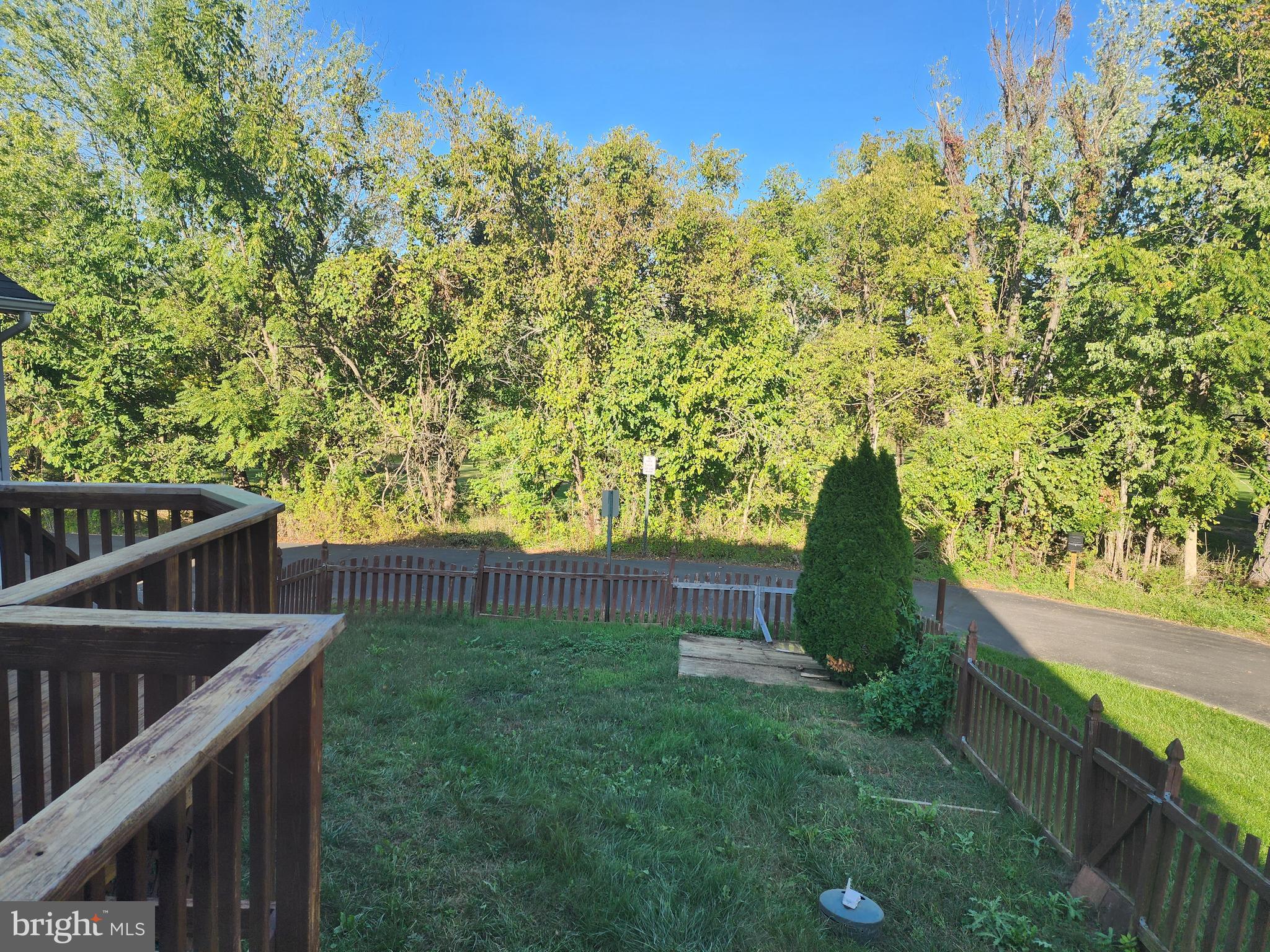 NEW TOWN MEADOWS - Residential Lease