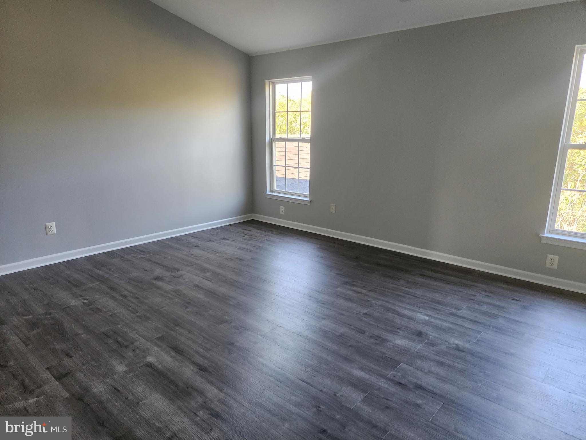 NEW TOWN MEADOWS - Residential Lease