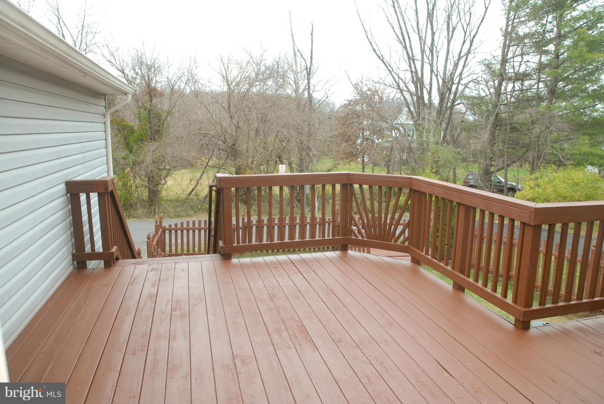 NEW TOWN MEADOWS - Residential Lease