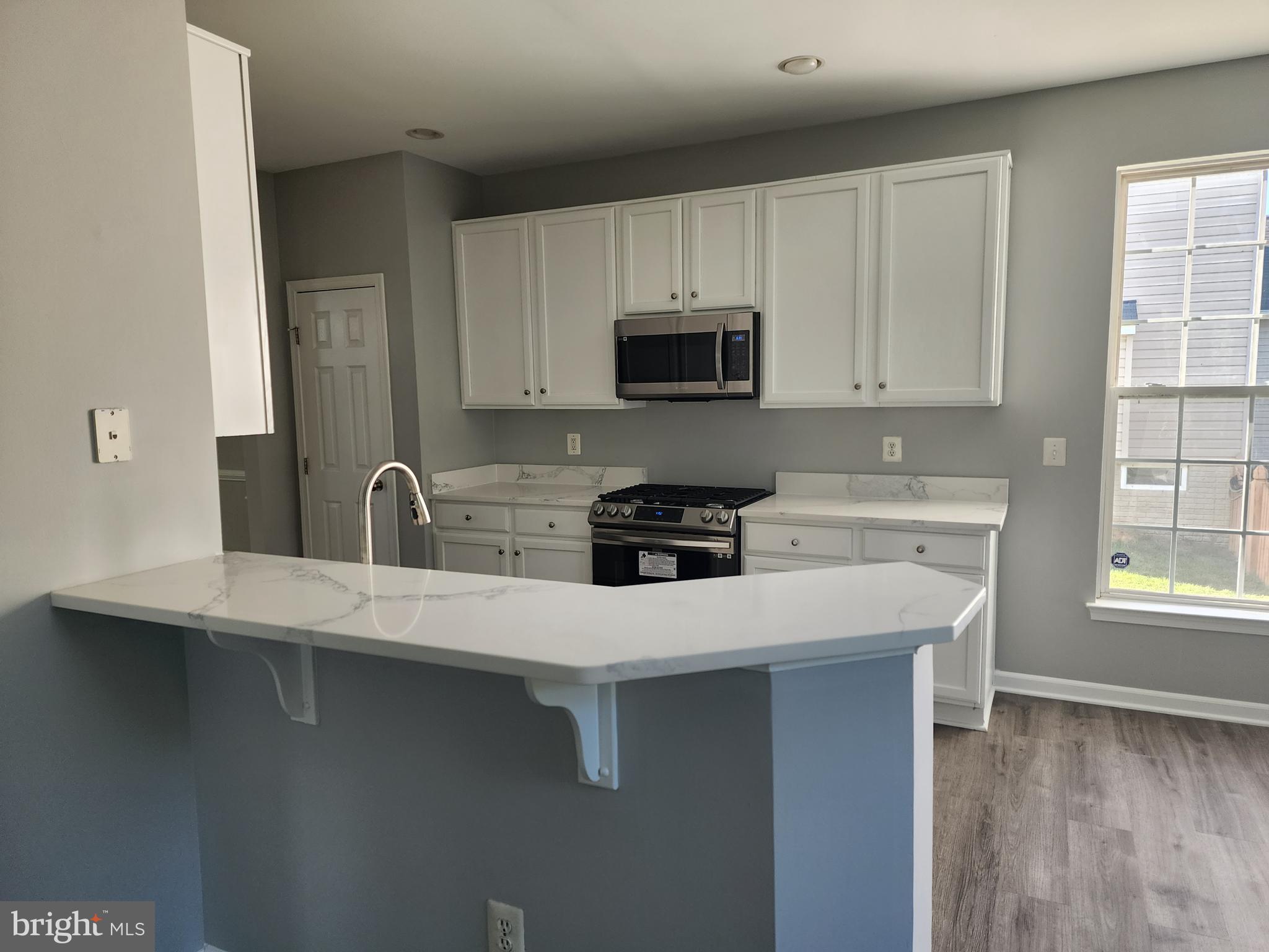 NEW TOWN MEADOWS - Residential Lease