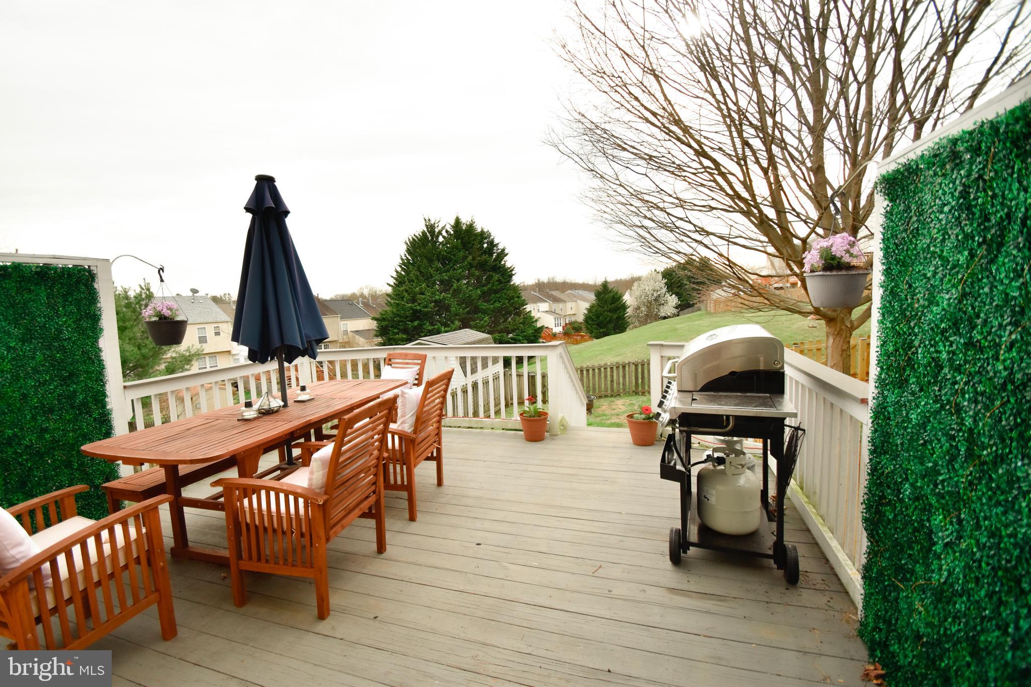 IRWINS CHOICE - Residential Lease