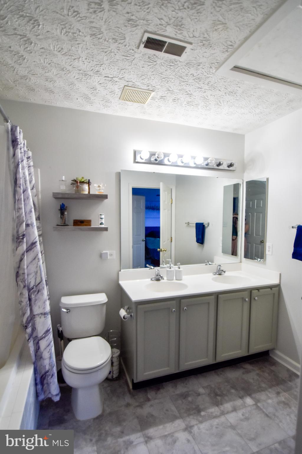 IRWINS CHOICE - Residential Lease
