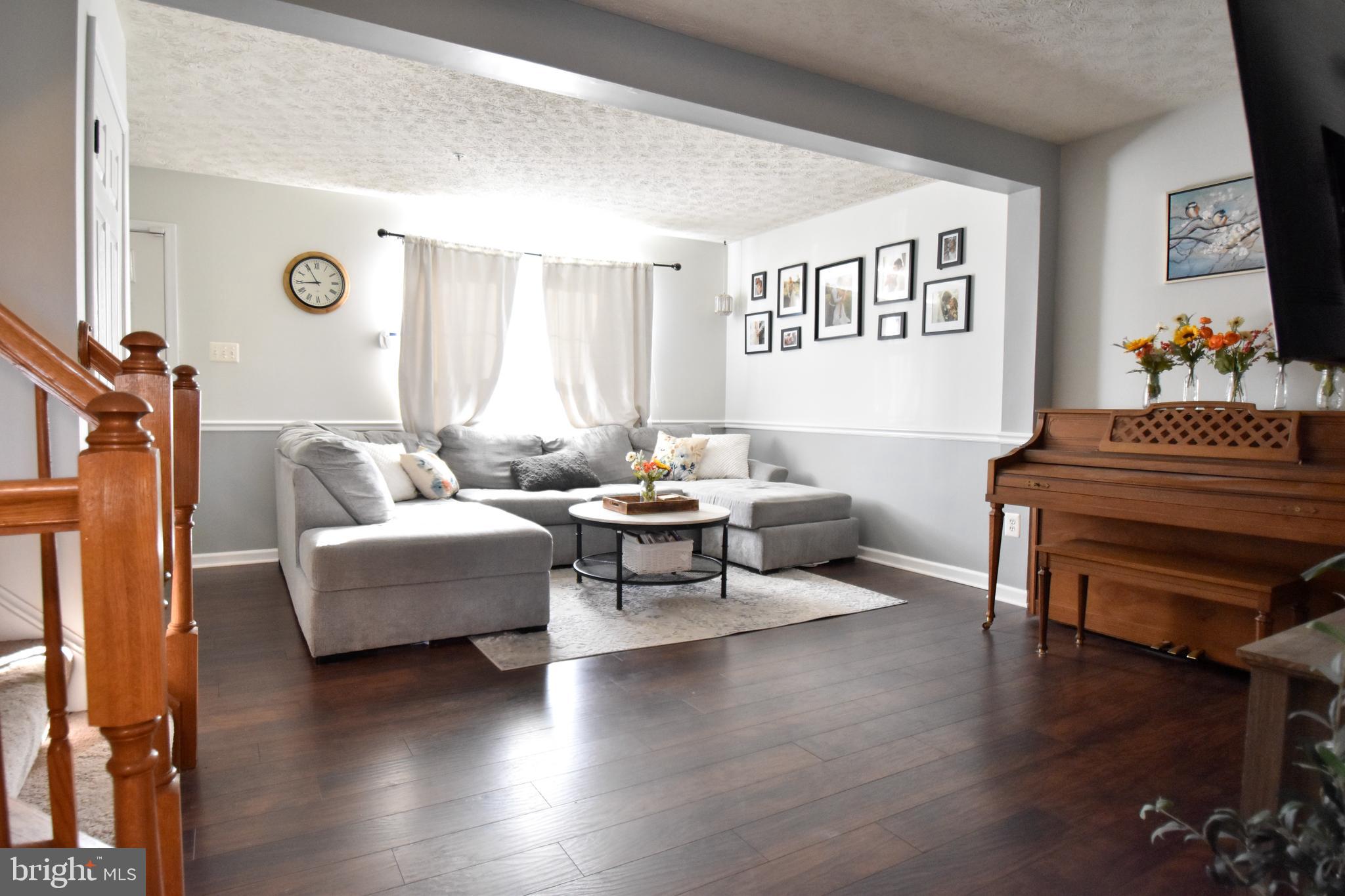 IRWINS CHOICE - Residential Lease