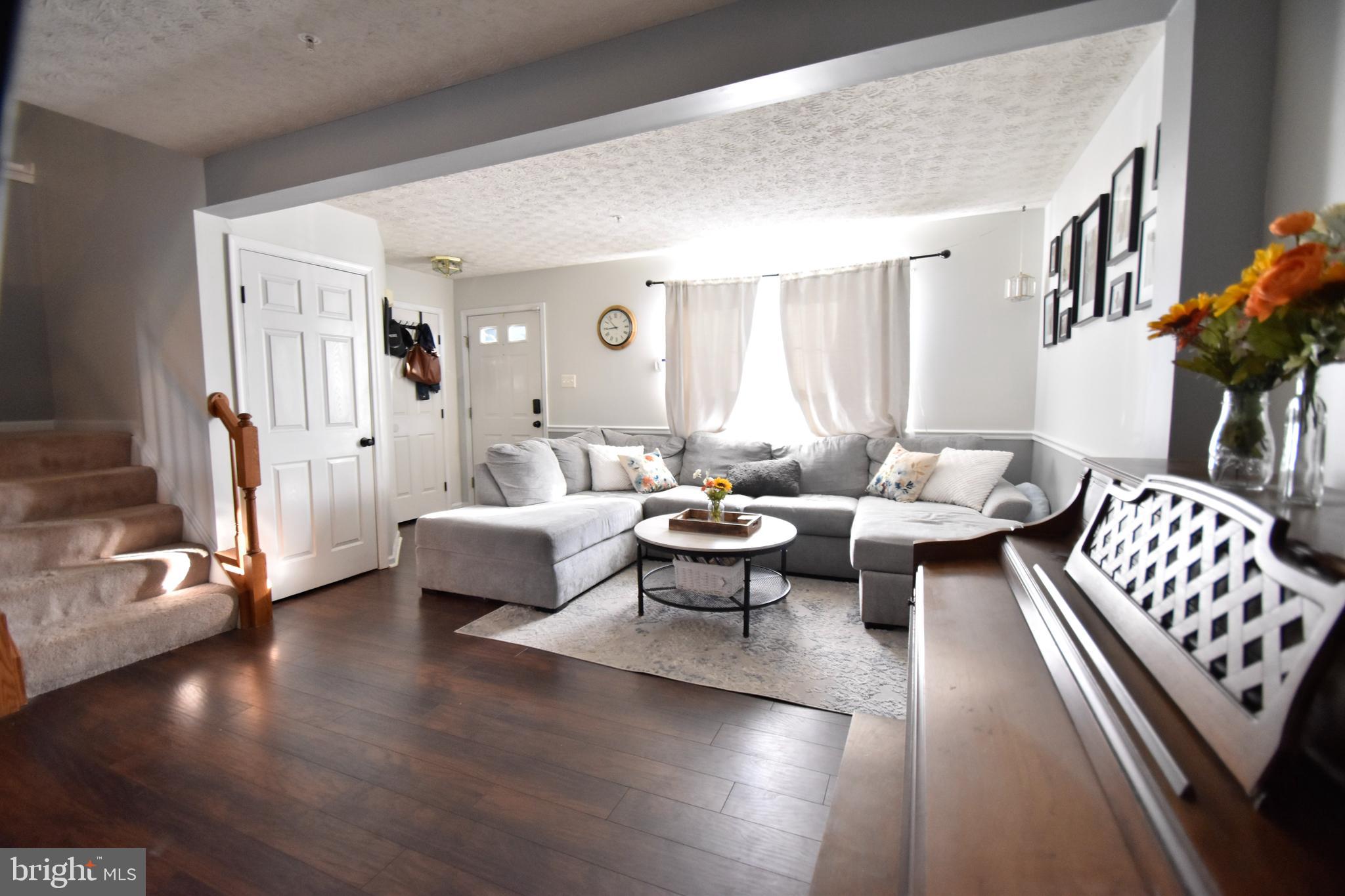 IRWINS CHOICE - Residential Lease