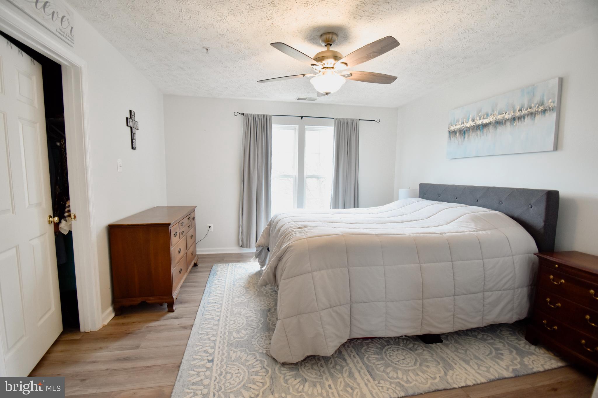 IRWINS CHOICE - Residential Lease