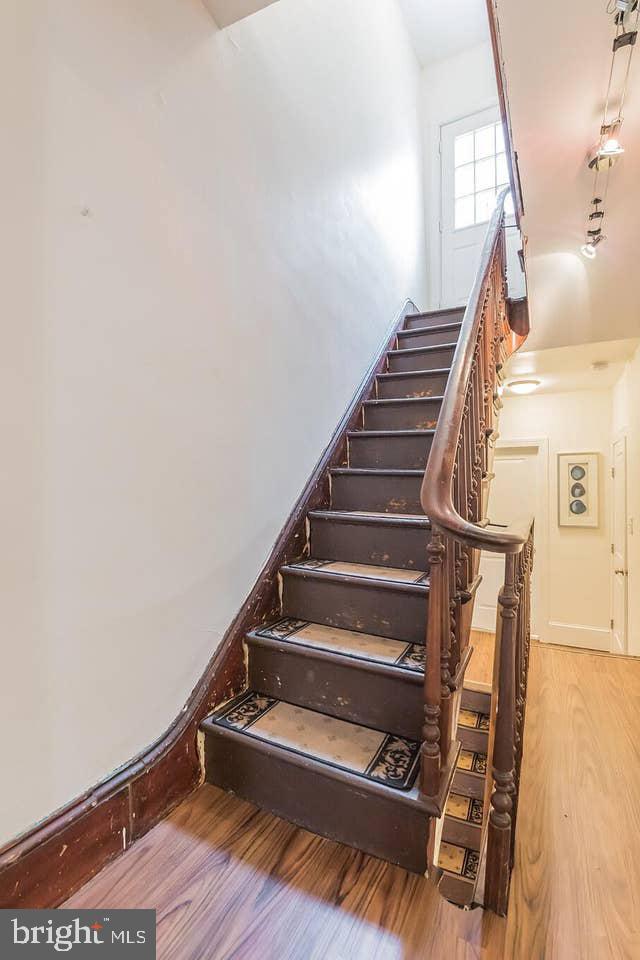 GRADUATE HOSPITAL - Residential Lease