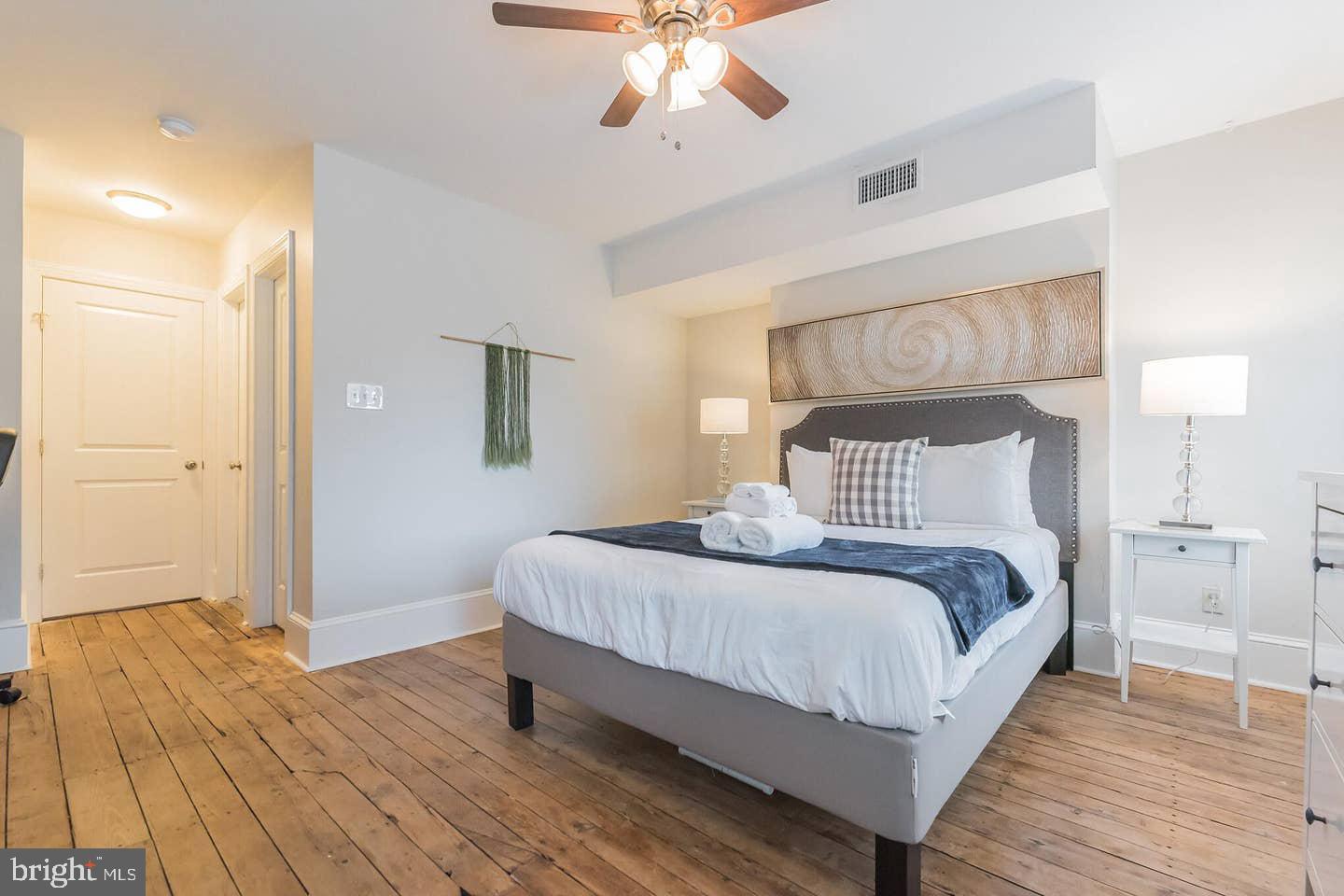 GRADUATE HOSPITAL - Residential Lease