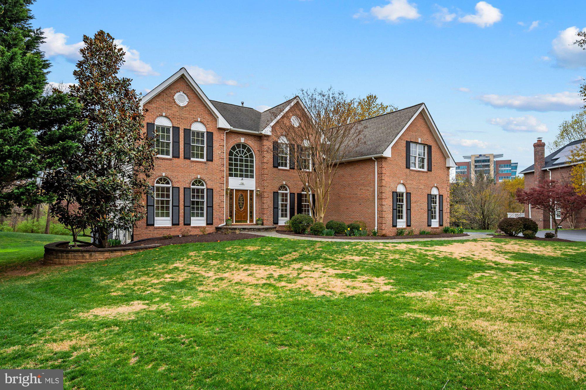 HUNTER MILL ESTATES - Residential