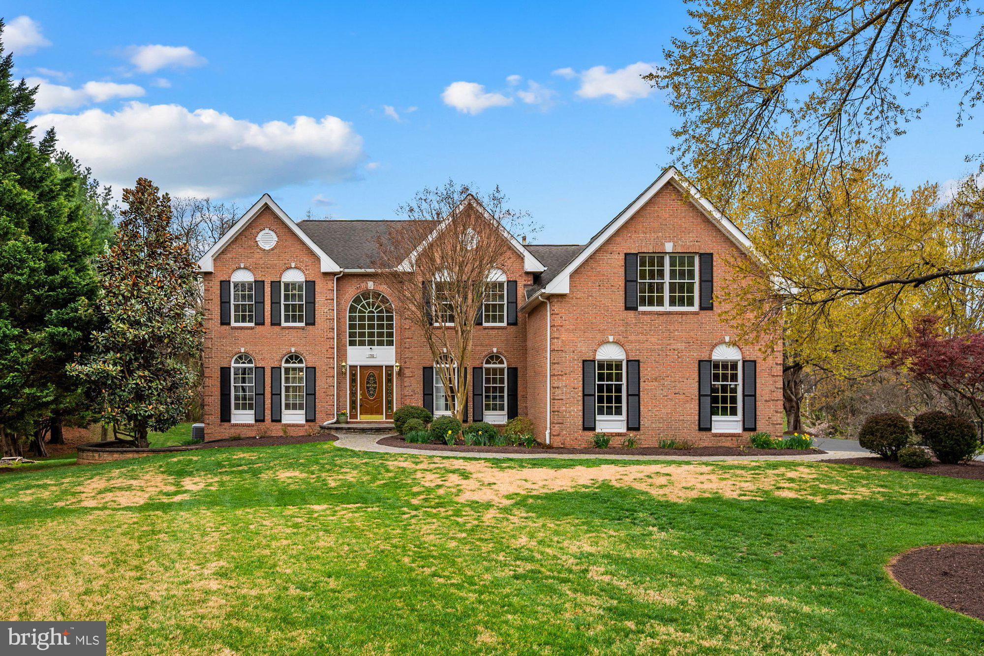 HUNTER MILL ESTATES - Residential