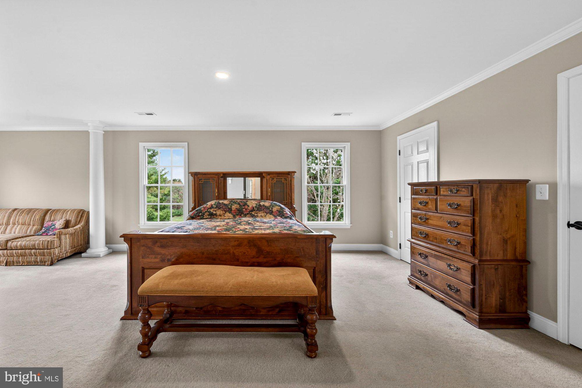 HUNTER MILL ESTATES - Residential