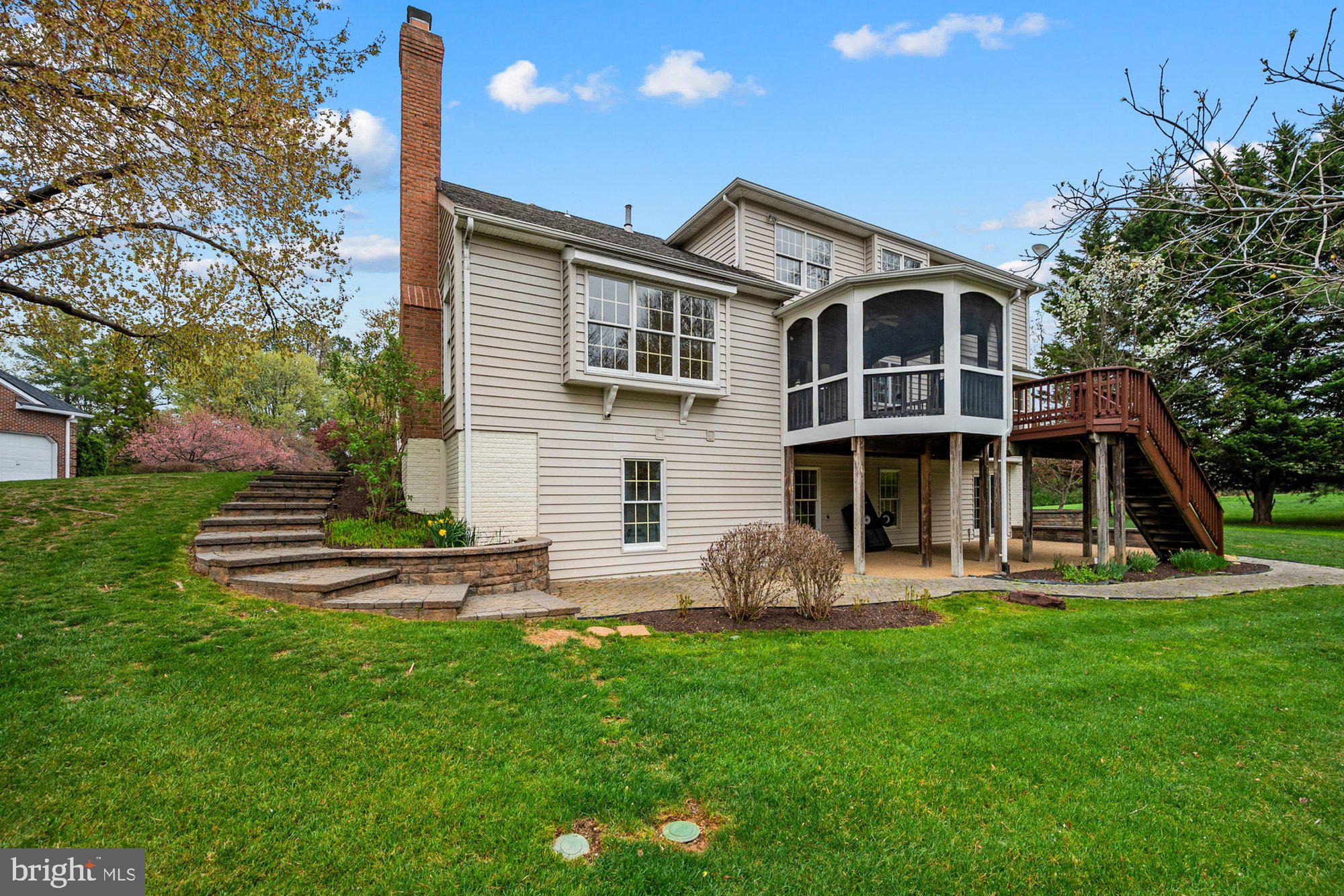 HUNTER MILL ESTATES - Residential