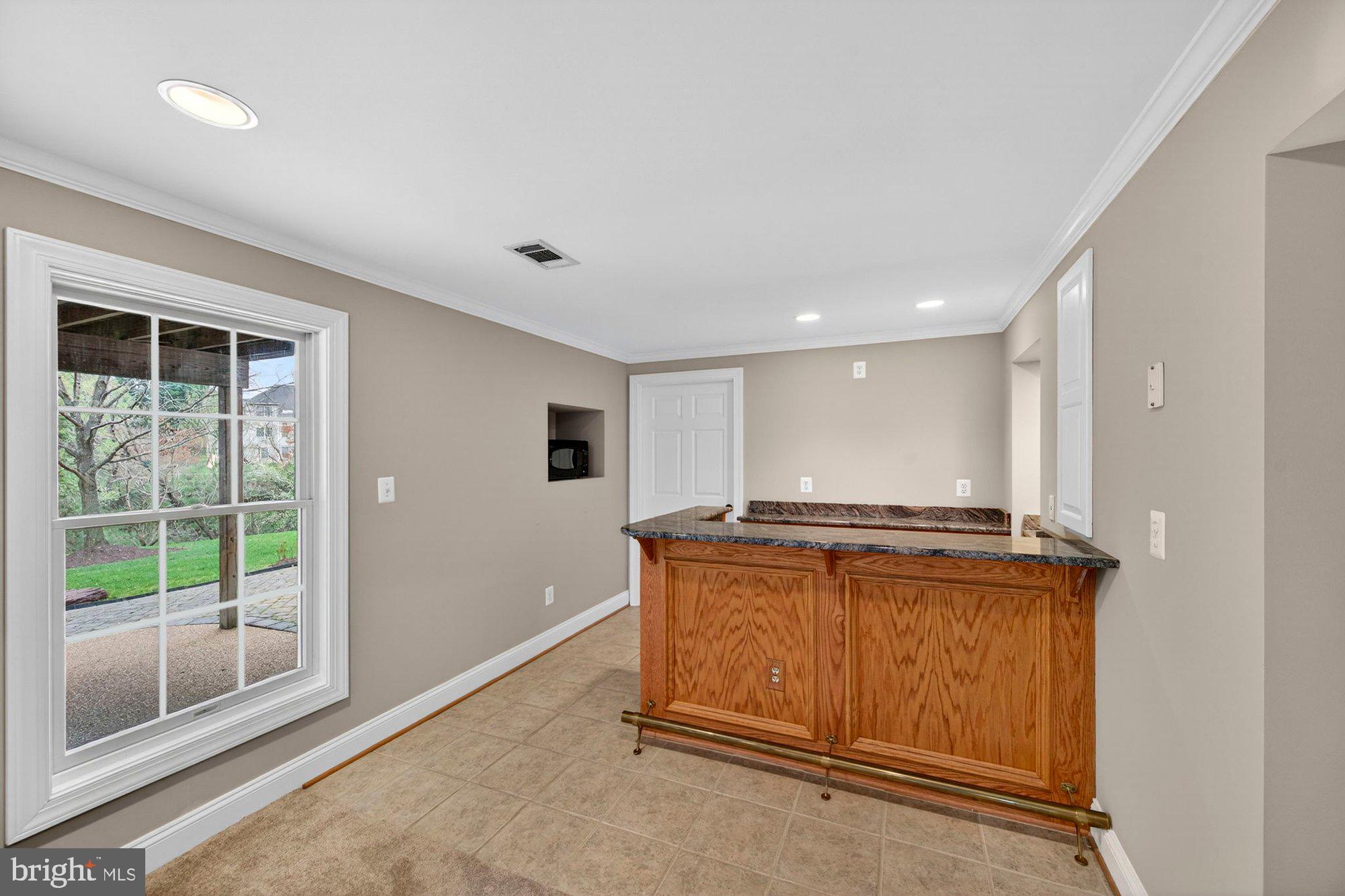 HUNTER MILL ESTATES - Residential