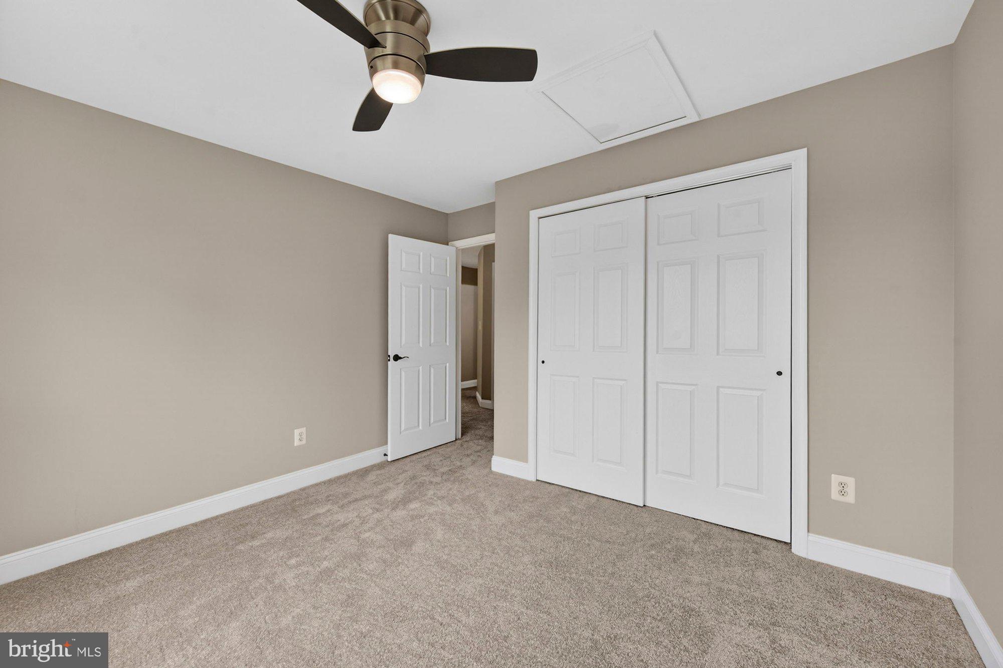 HUNTER MILL ESTATES - Residential