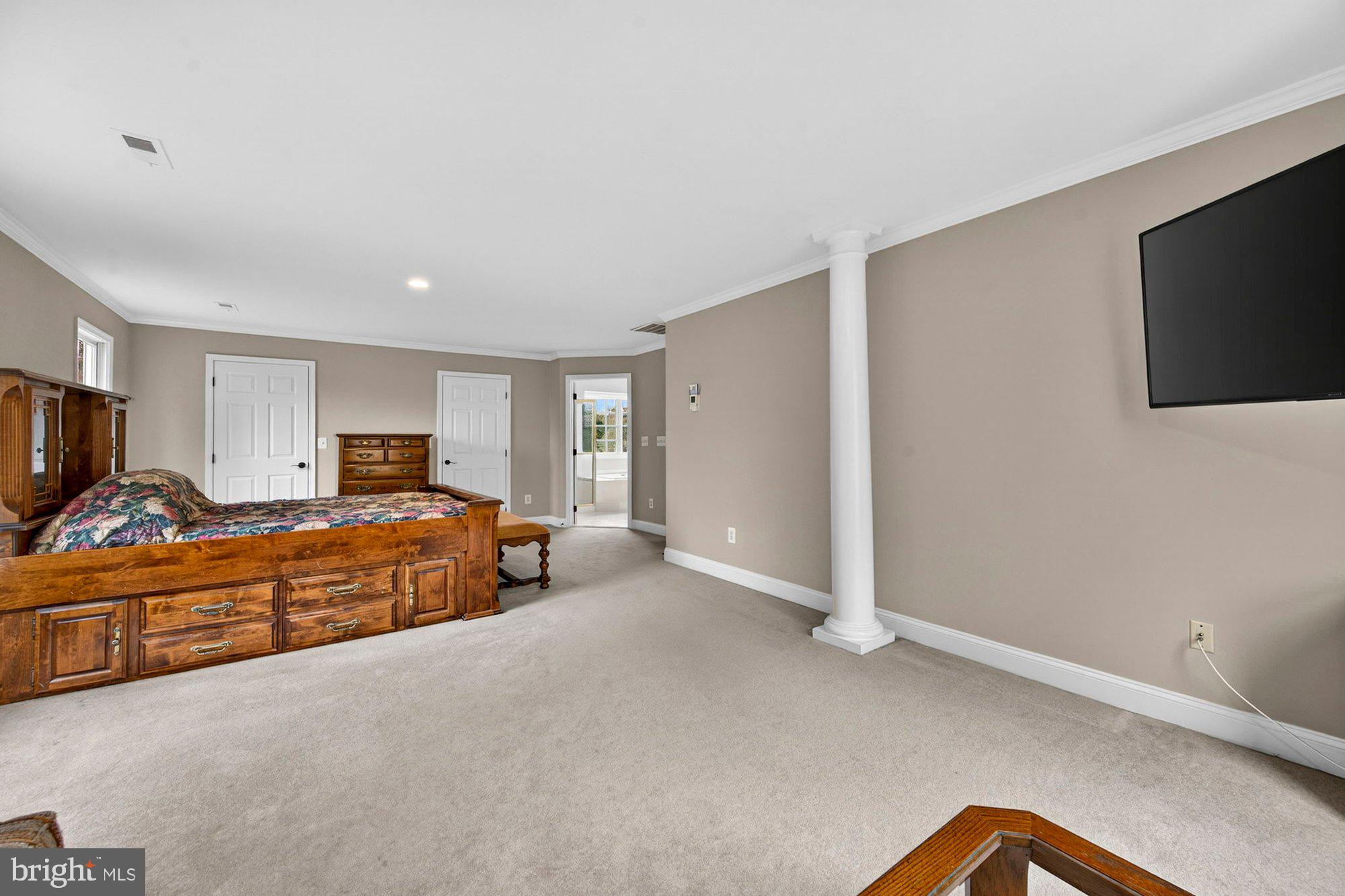 HUNTER MILL ESTATES - Residential