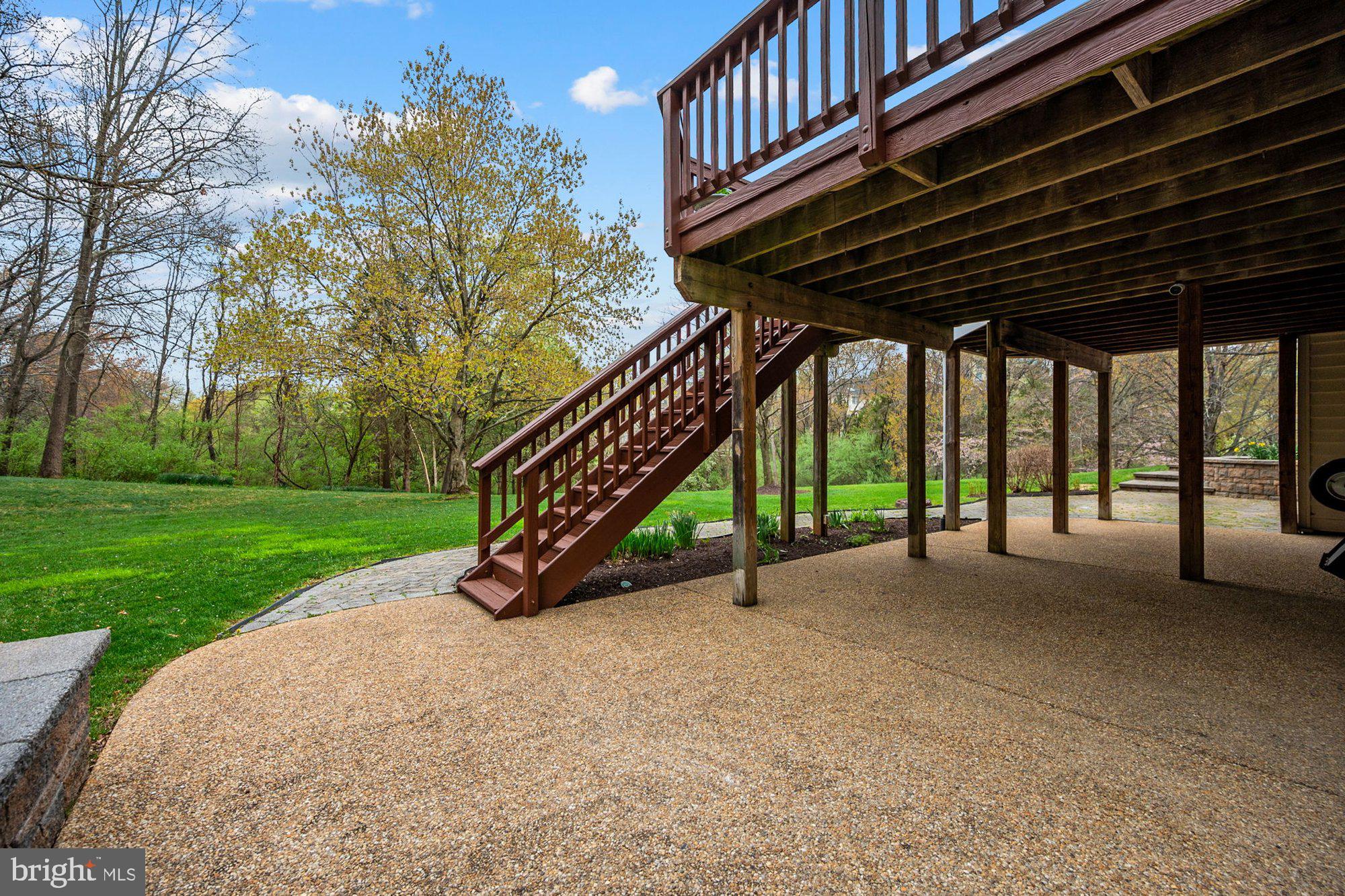 HUNTER MILL ESTATES - Residential