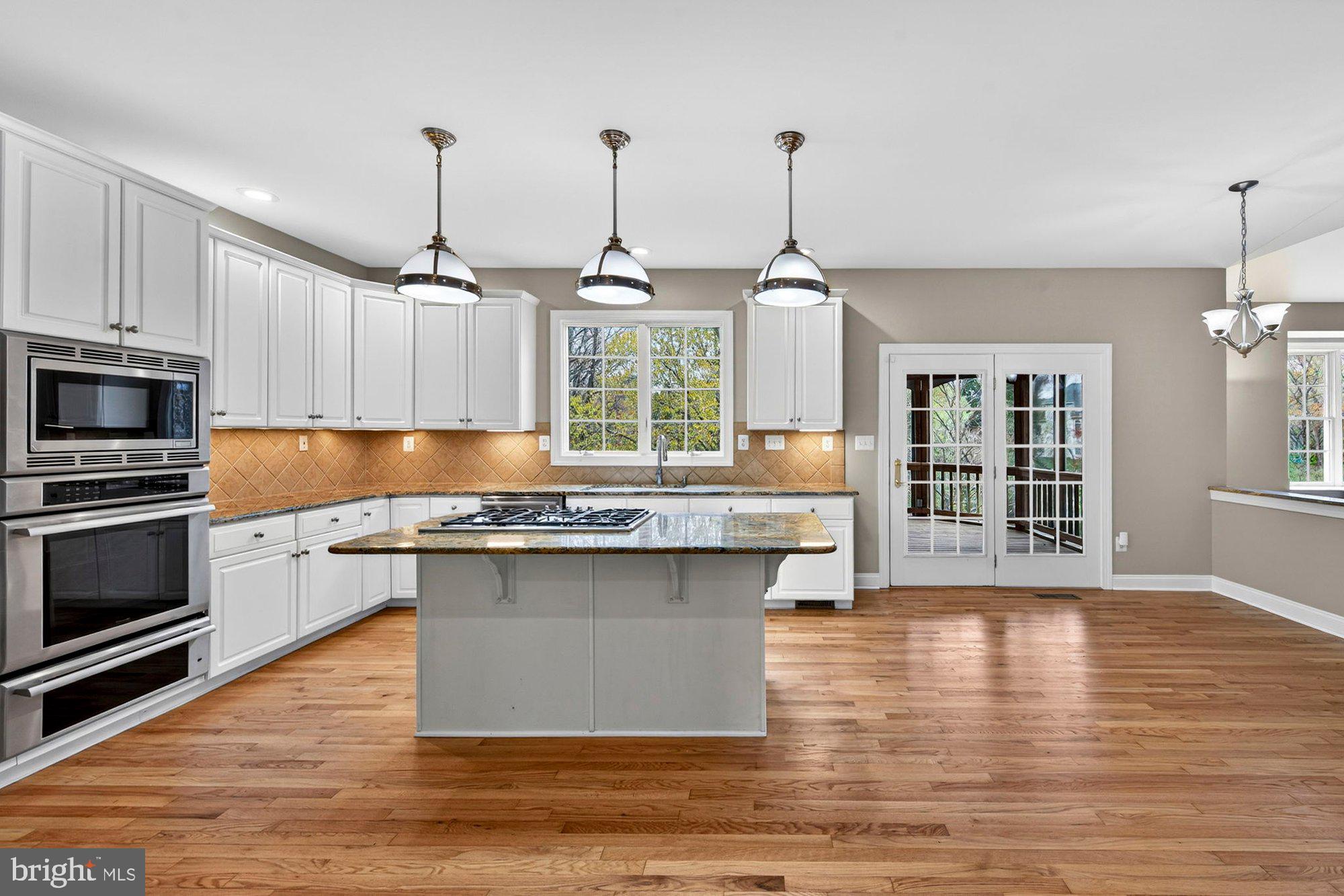 HUNTER MILL ESTATES - Residential