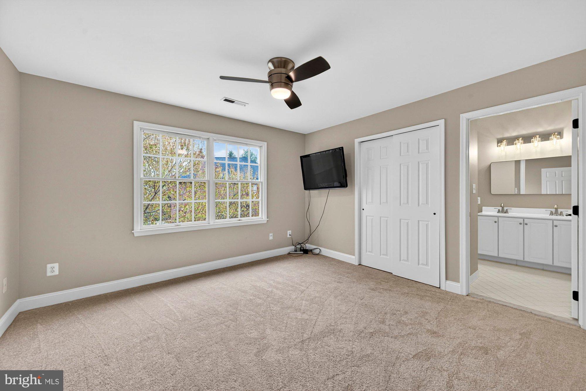 HUNTER MILL ESTATES - Residential