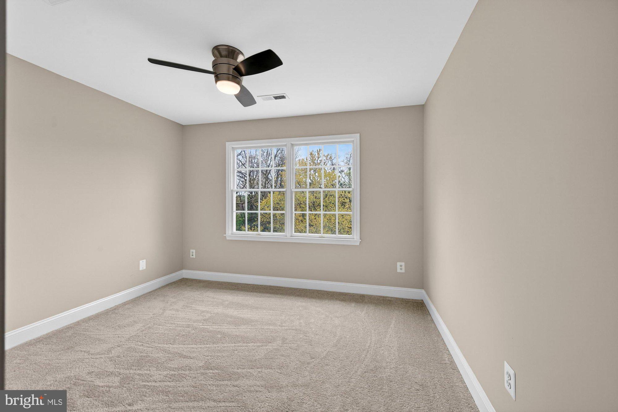 HUNTER MILL ESTATES - Residential