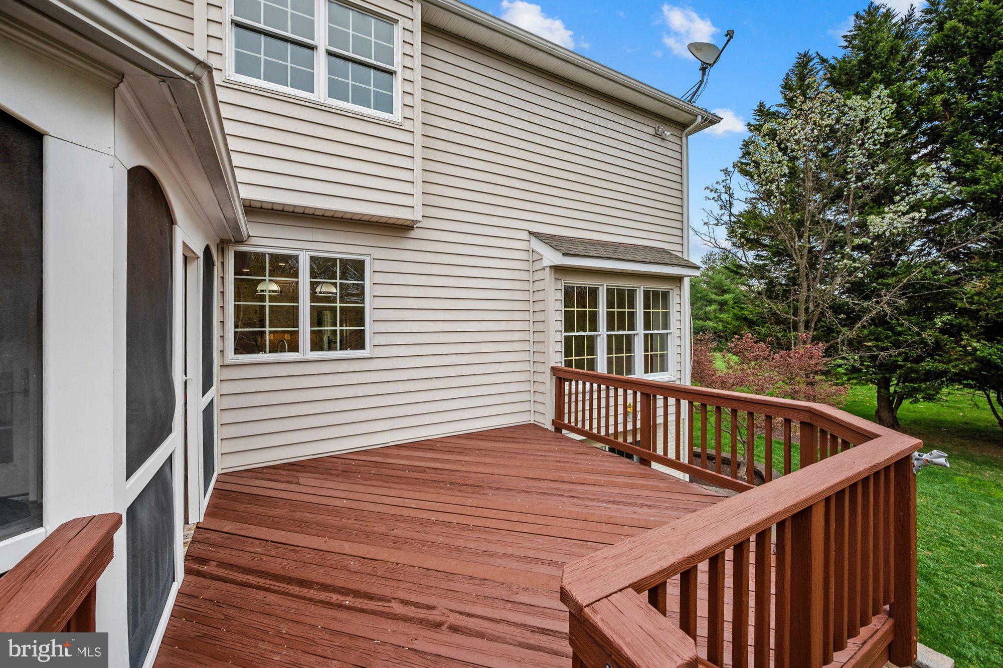 HUNTER MILL ESTATES - Residential