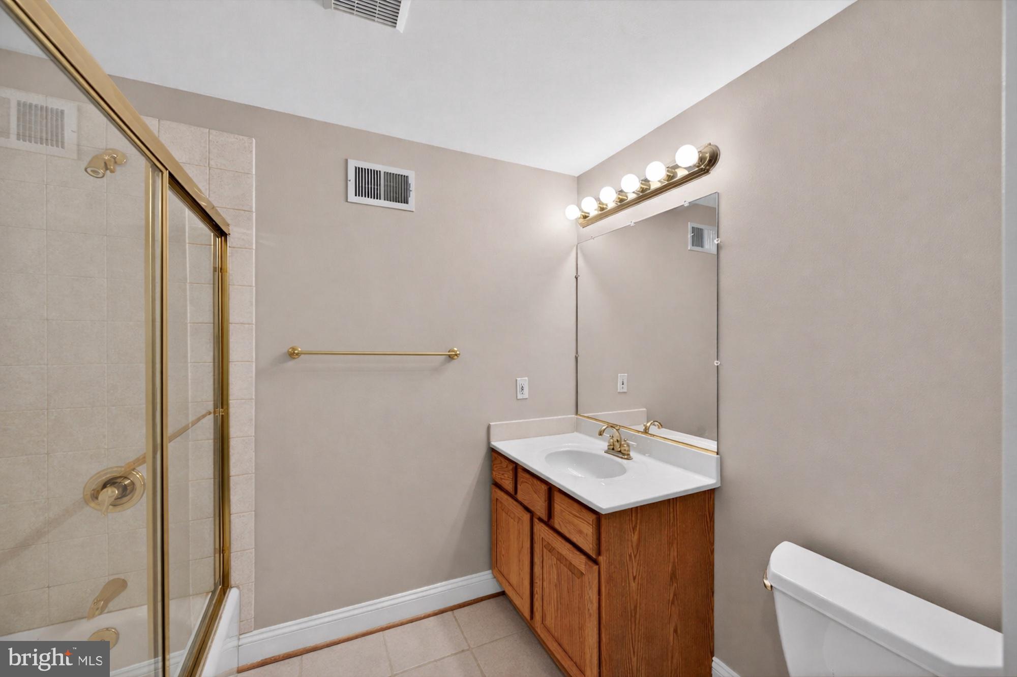 HUNTER MILL ESTATES - Residential