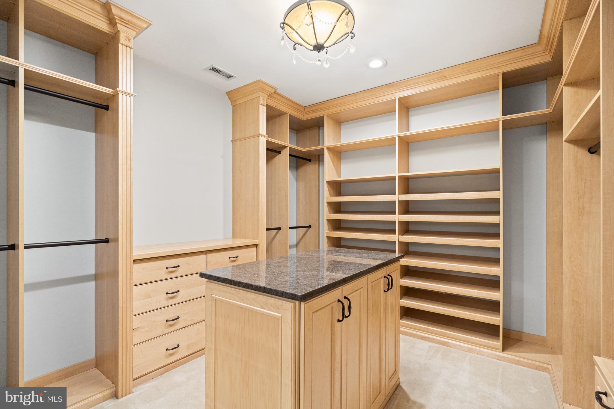 COLLINGWOOD - Residential