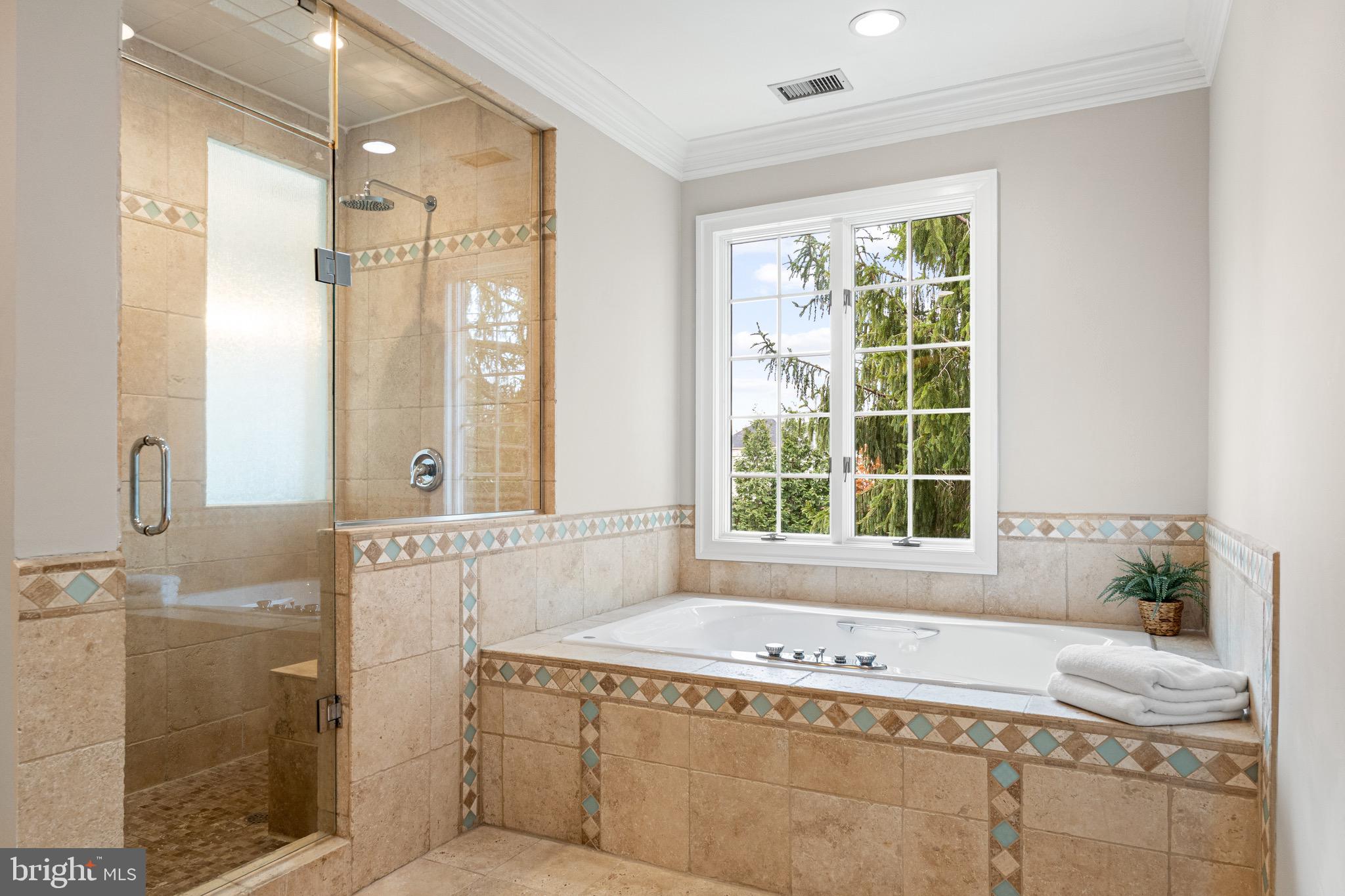 COLLINGWOOD - Residential