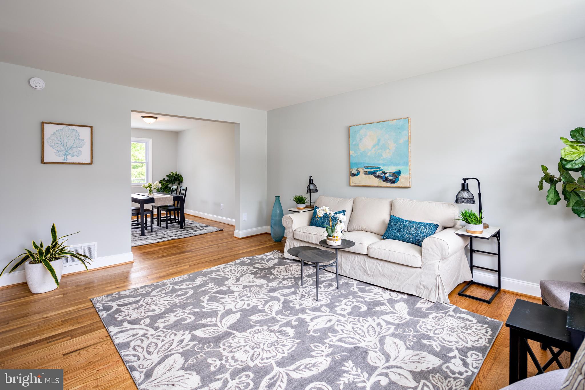 HOLLAND HILL - Residential