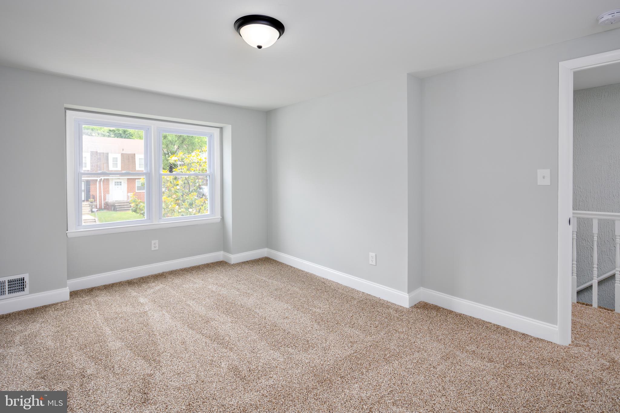 HOLLAND HILL - Residential