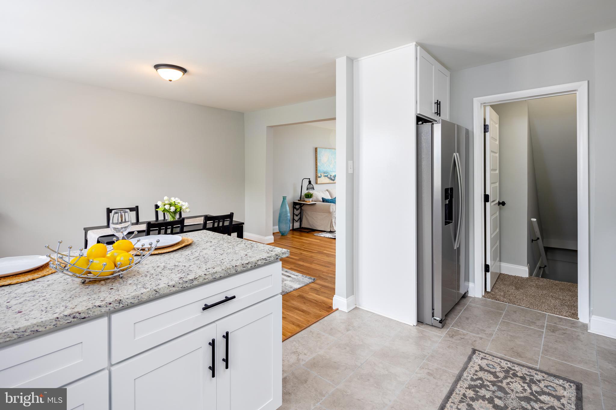 HOLLAND HILL - Residential