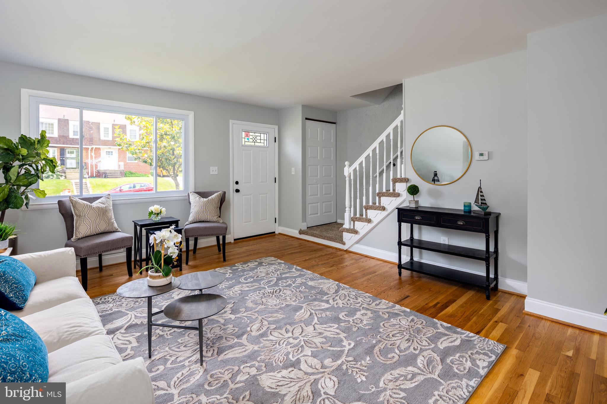 HOLLAND HILL - Residential